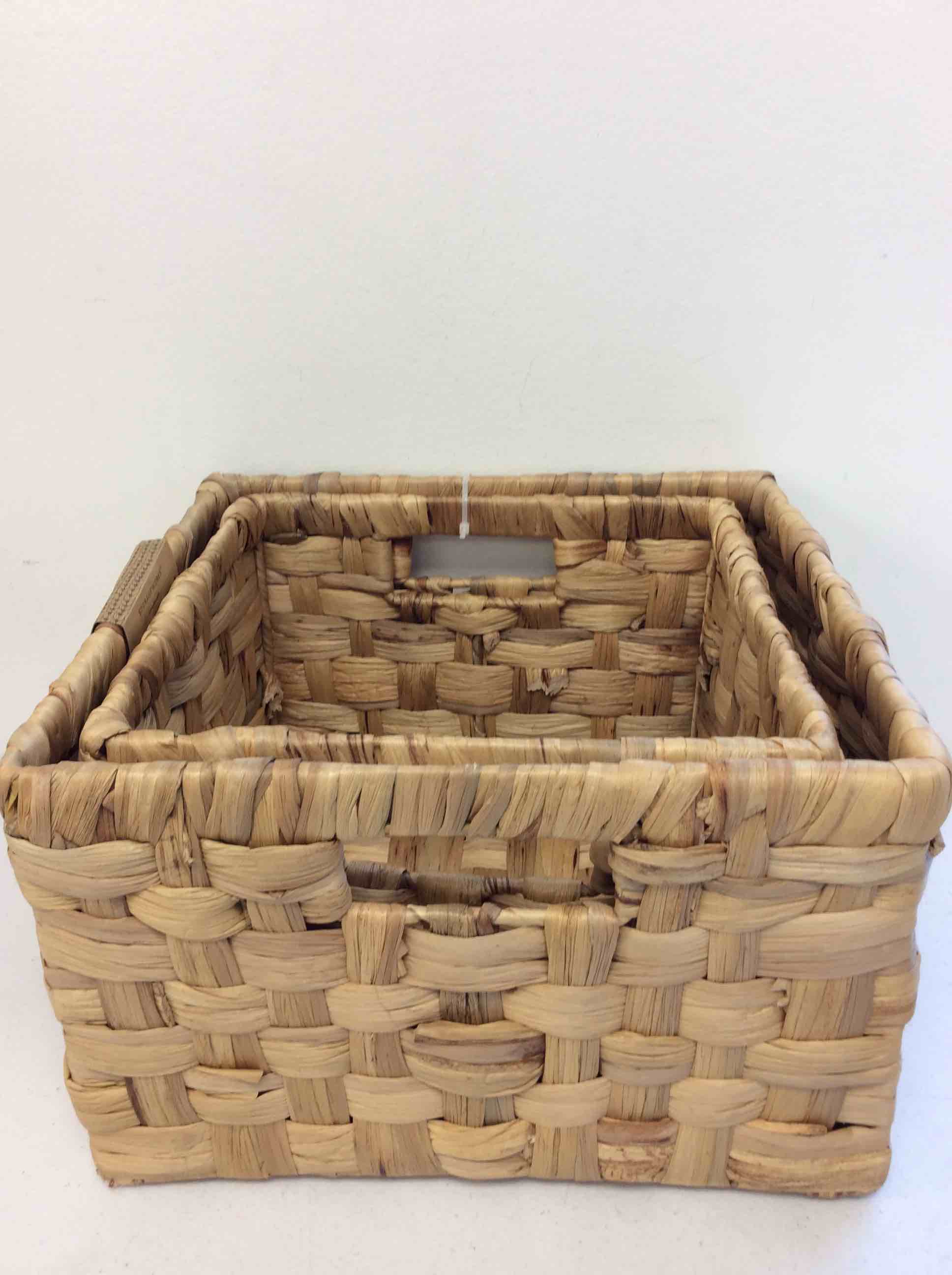 Condition photo showing New/Like New for storageworks water hyacinth storage baskets 2 pcs