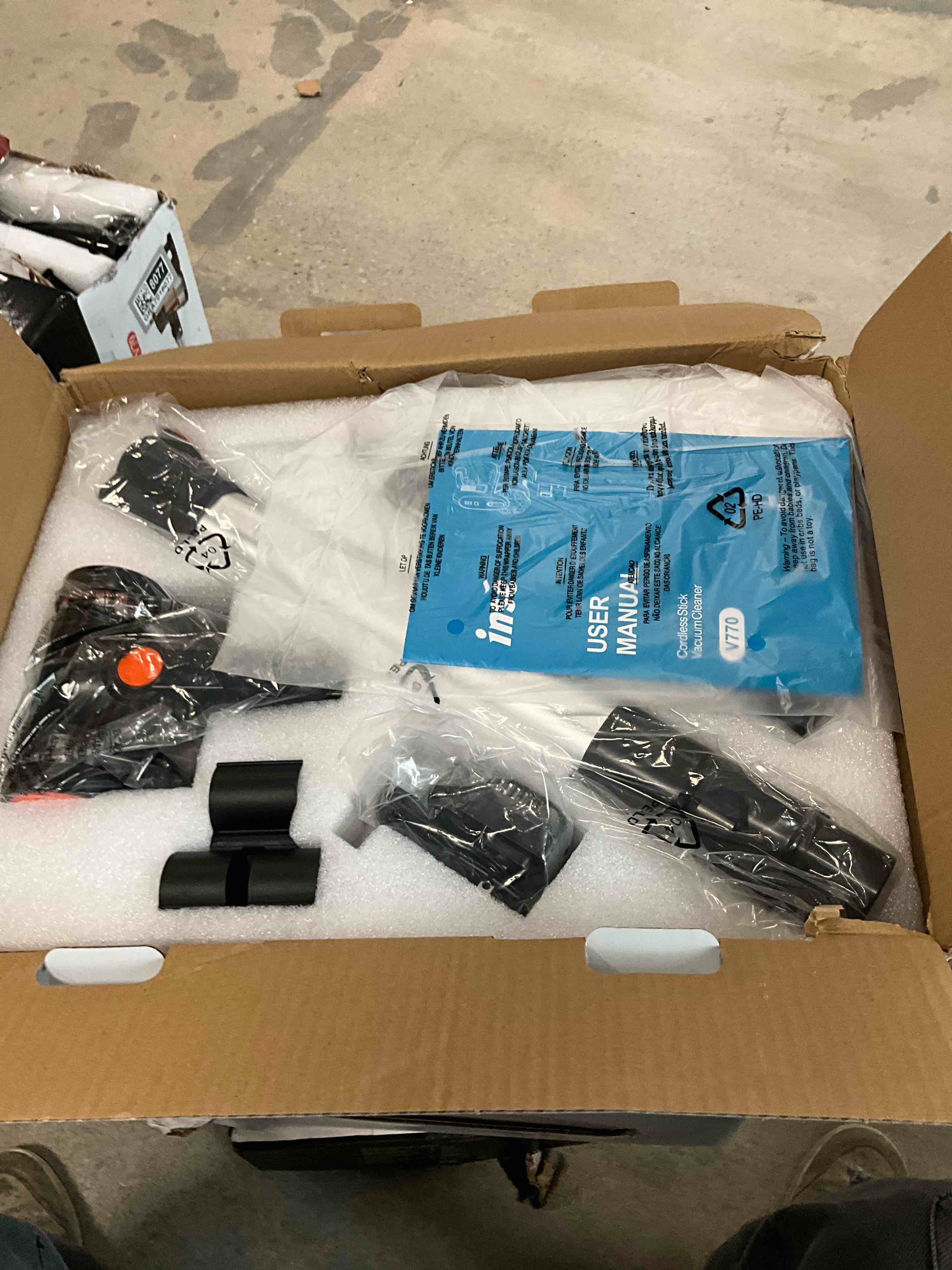 https://s3.amazonaws.com/lotting-images-prod/bidfta/GRA7018079_1788899141589.jpeg