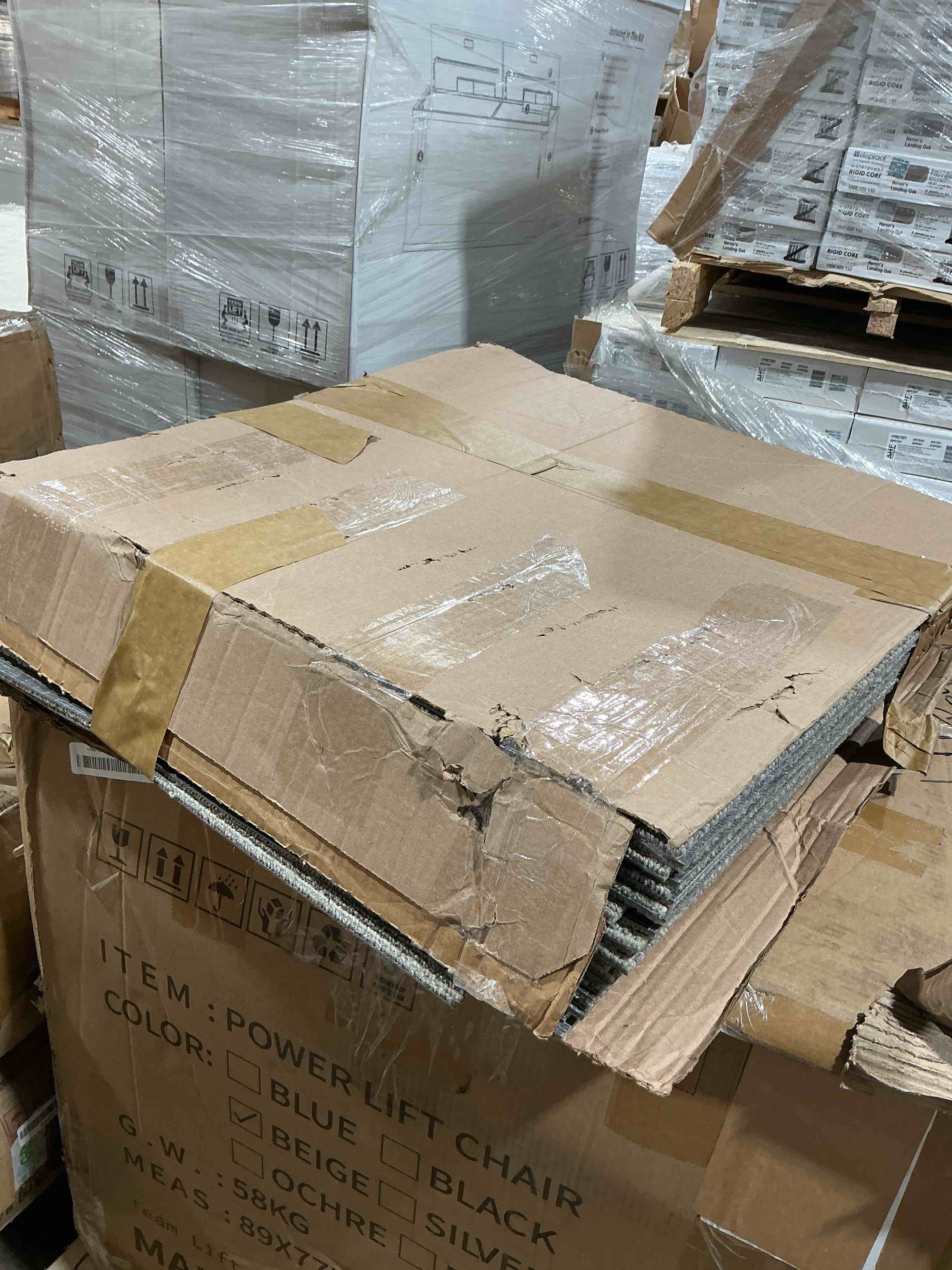 Condition photo showing Good Condition for altruistic heavy duty commercial carpet tiles 24" x 24", 24 pcs/72 sq ft (flexlok tabs included),non-slip soft square carpet floor tile for office bedroom living room kitchen garage gym (khaki)