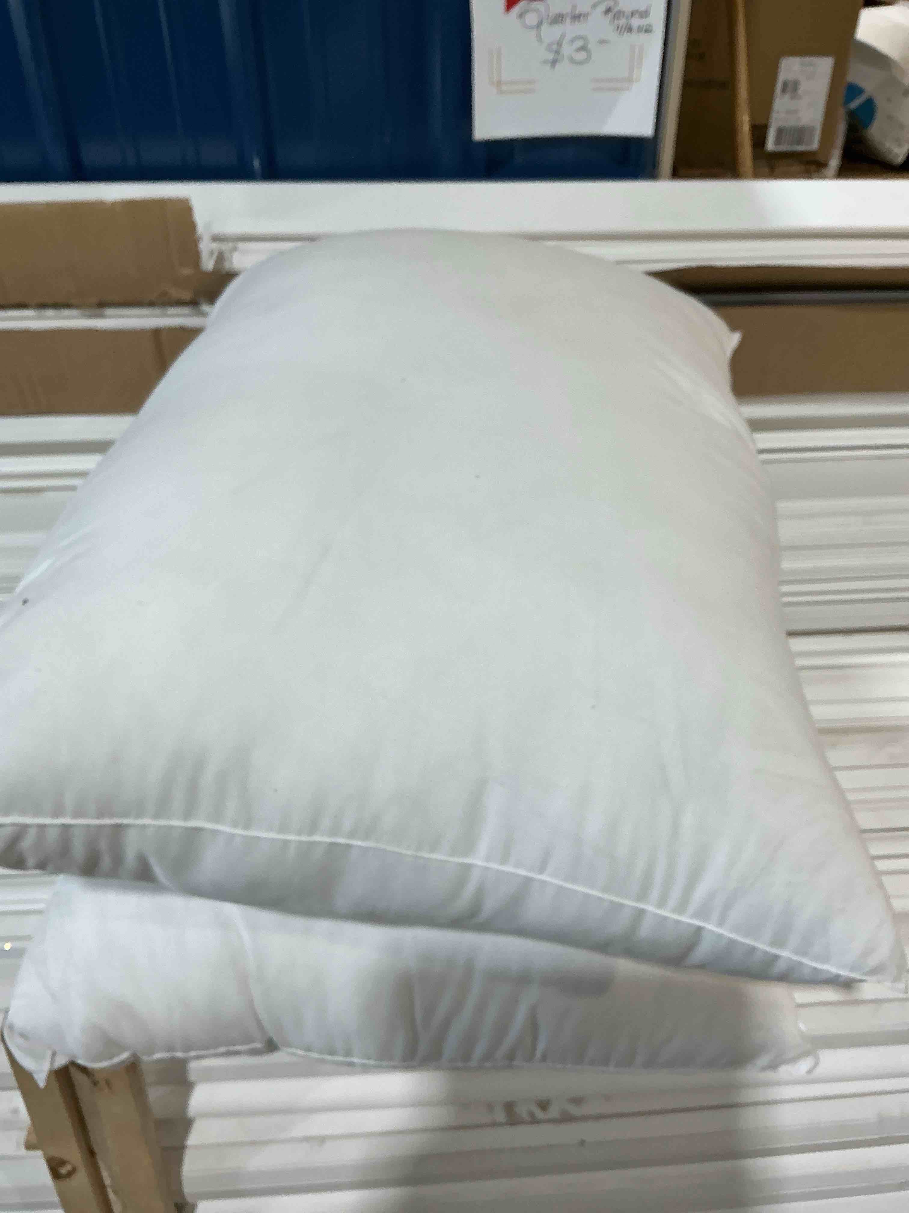 Condition photo showing Good Condition for bedsure pillows queen size set of 2 - hotel collection bed pillows for sleeping, with down alternative filling, soft support for back, stomach or side sleepers, queen/full, 28"x19", white, 2 pack soft-2pk queen