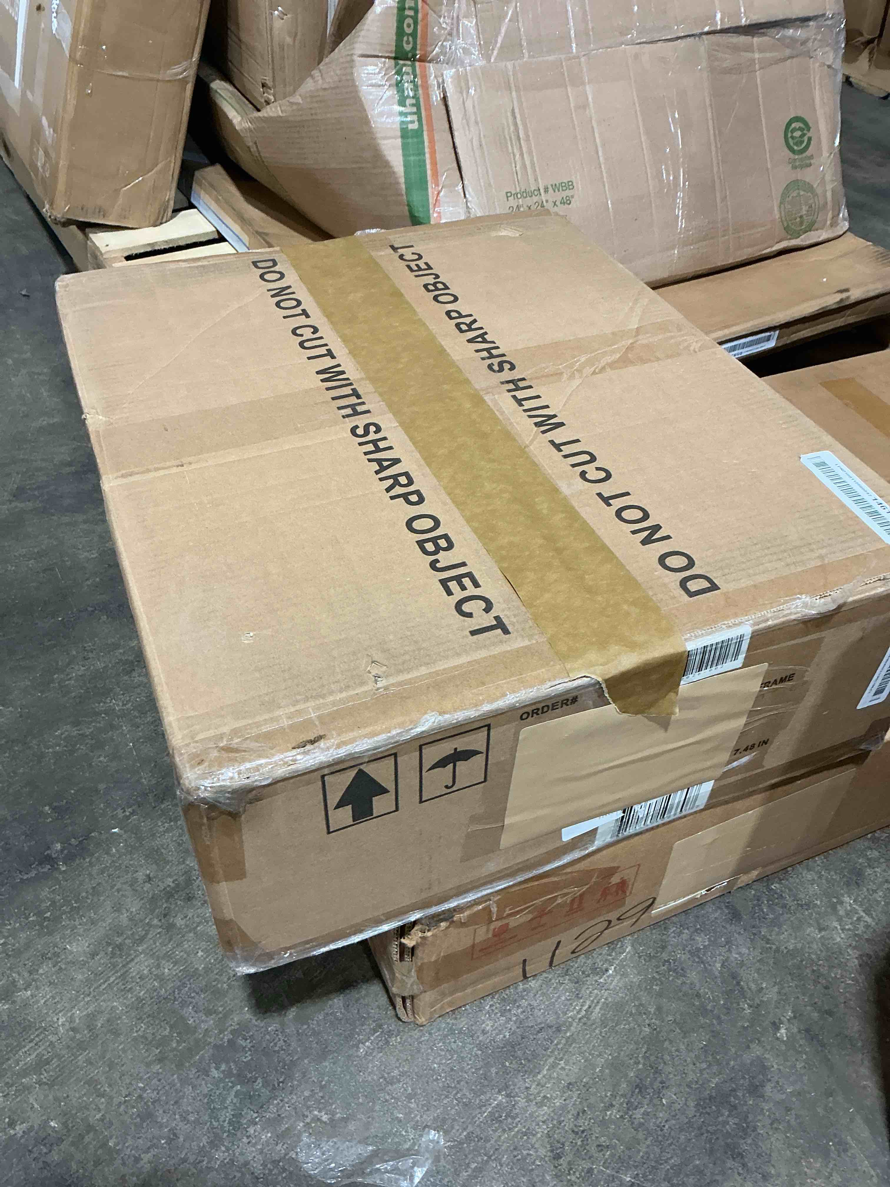 https://s3.amazonaws.com/lotting-images-prod/bidfta/GRA7021872_1788979175315.jpeg
