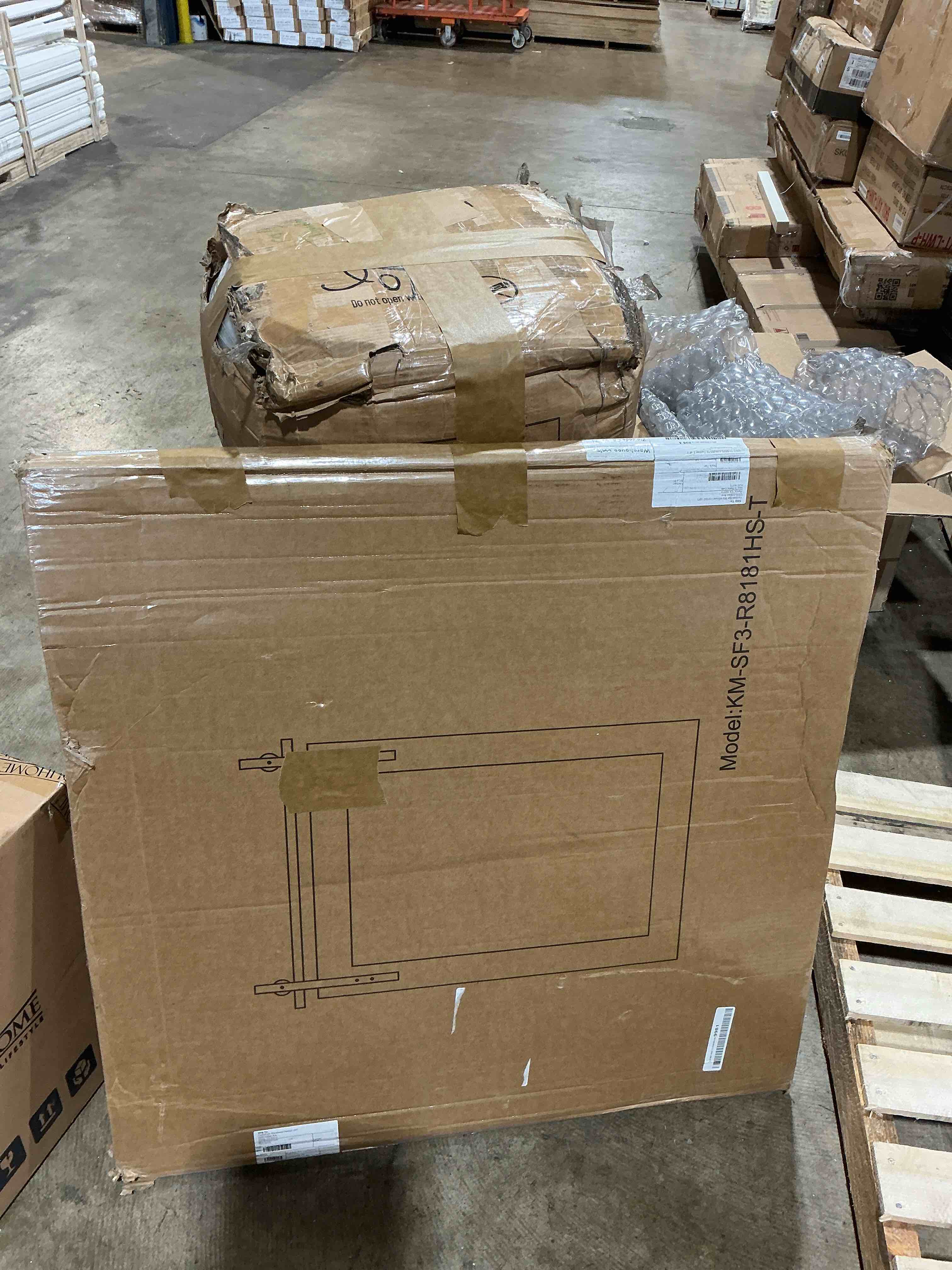 https://s3.amazonaws.com/lotting-images-prod/bidfta/GRA7021971_1789075026626.jpeg