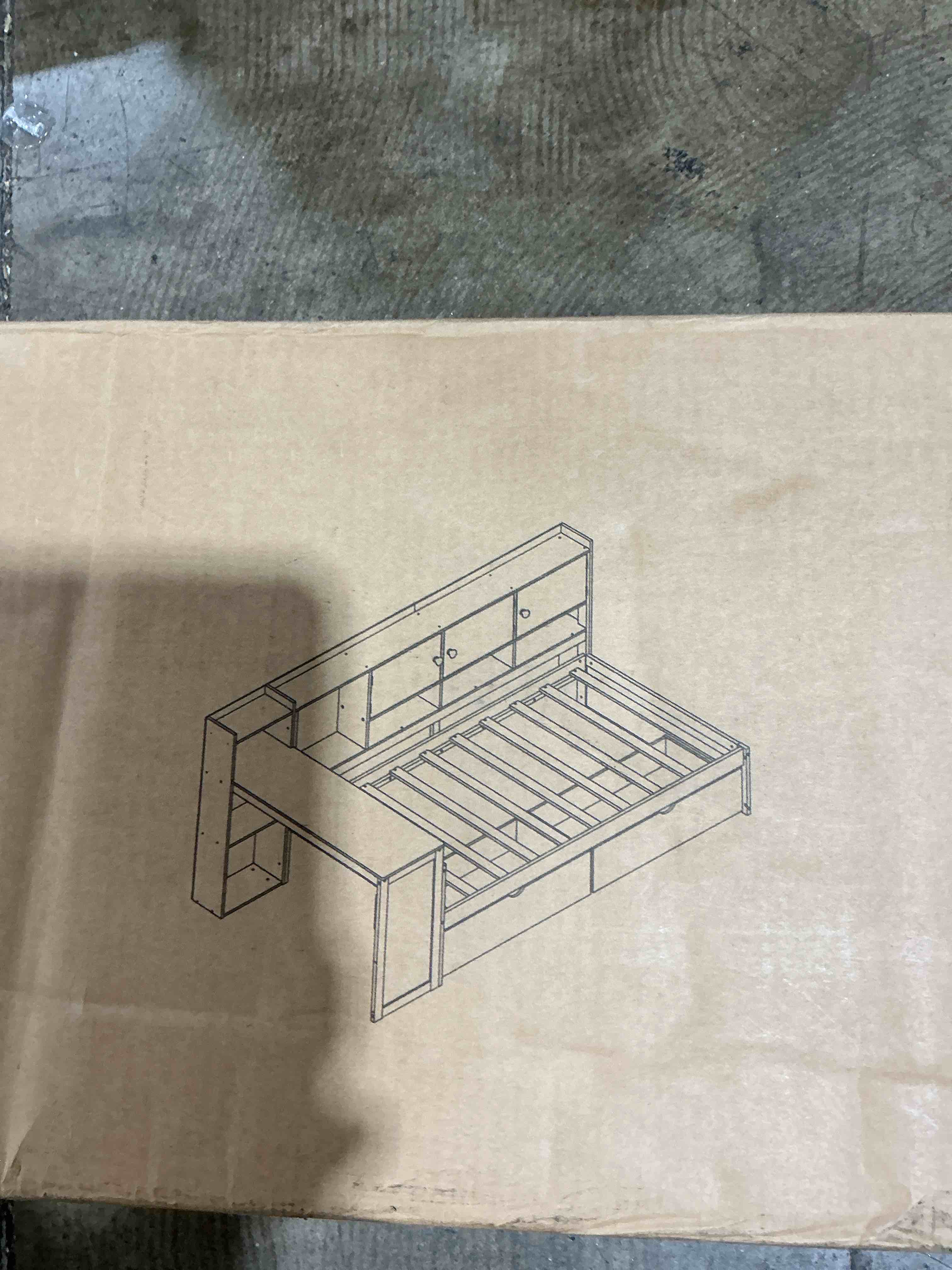https://s3.amazonaws.com/lotting-images-prod/bidfta/GRA7022135_1789398763596.jpeg