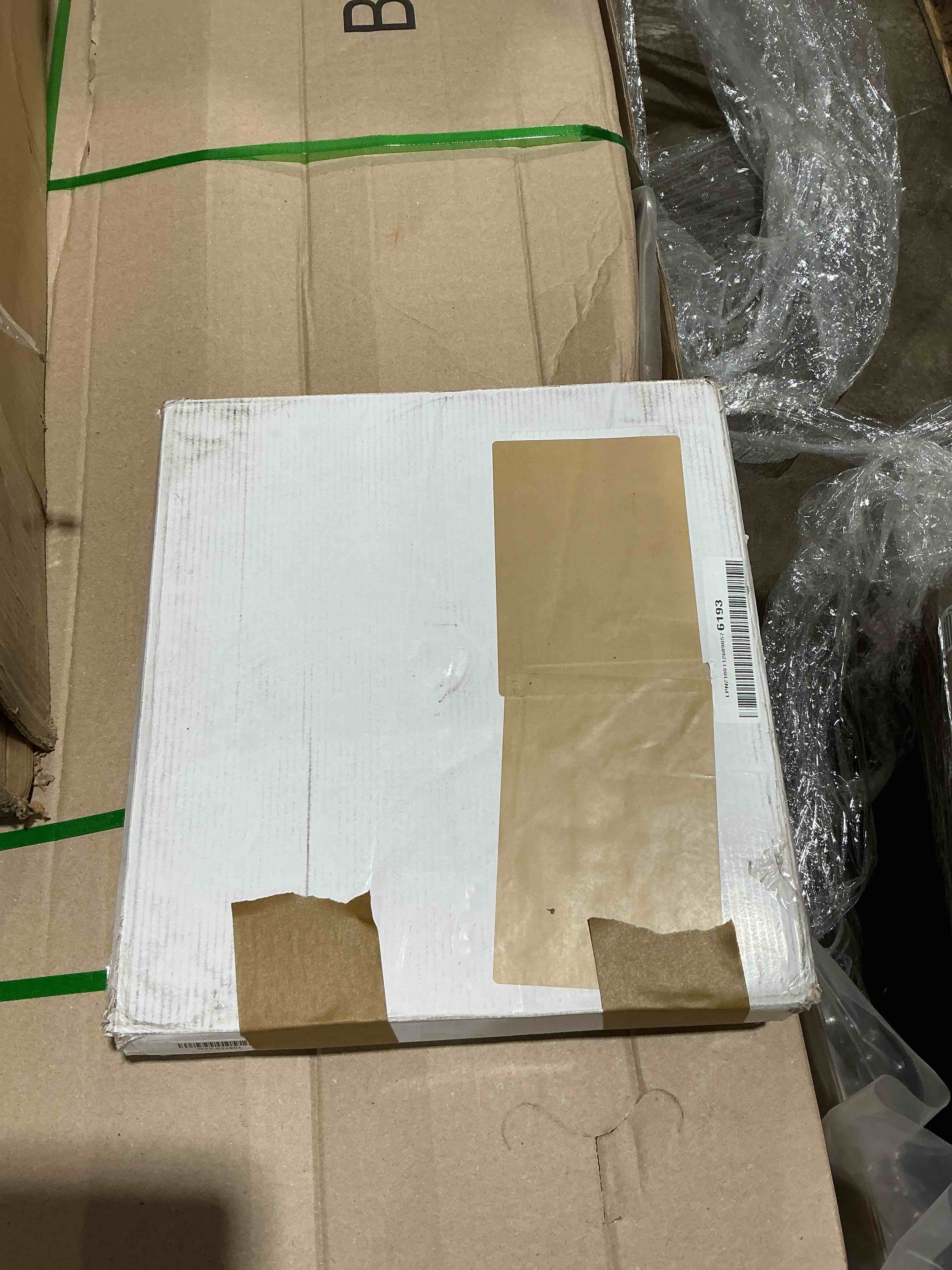https://s3.amazonaws.com/lotting-images-prod/bidfta/GRA7022259_1789493536830.jpeg