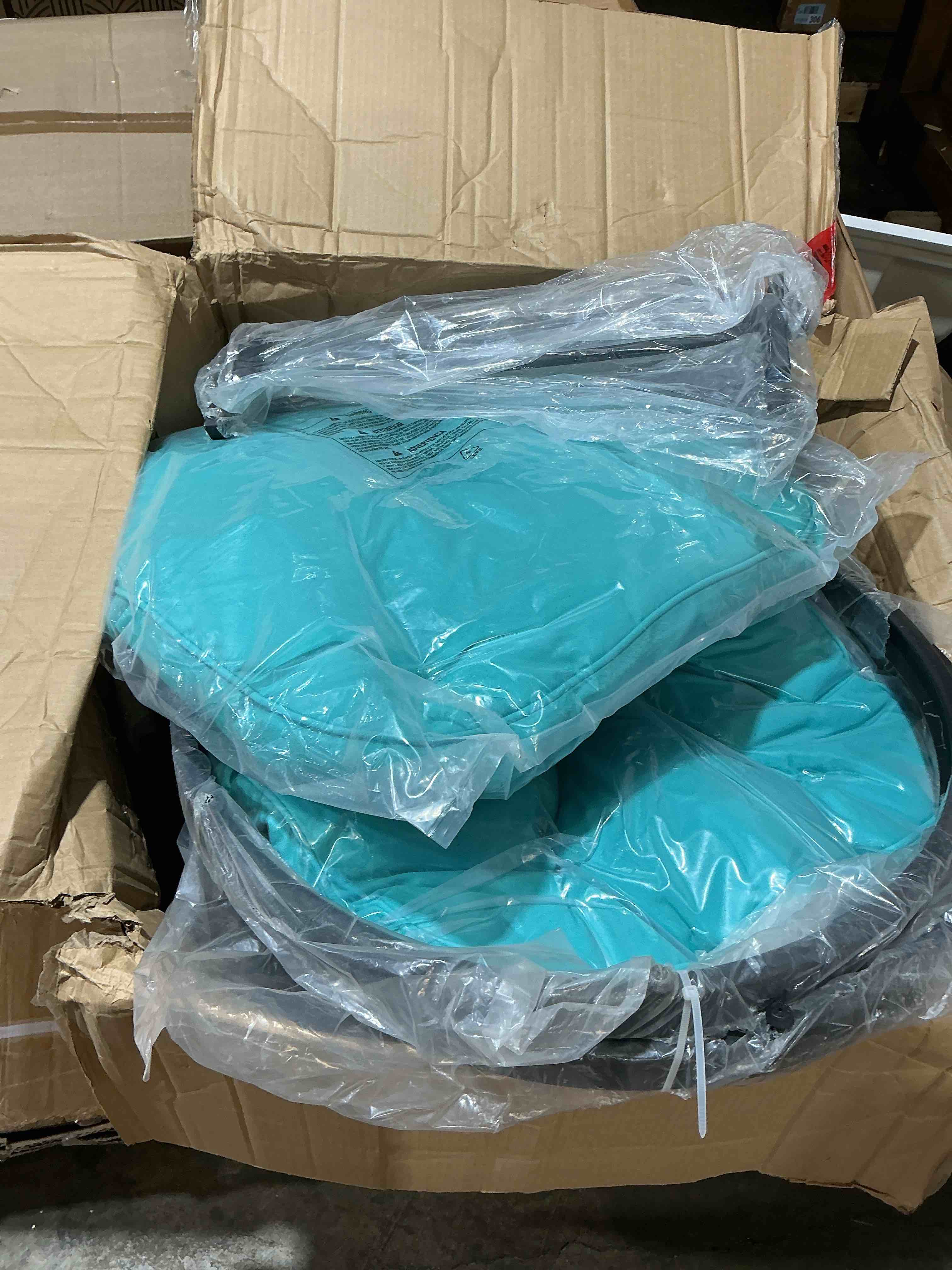 https://s3.amazonaws.com/lotting-images-prod/bidfta/GRA7022263_1789495409333.jpeg