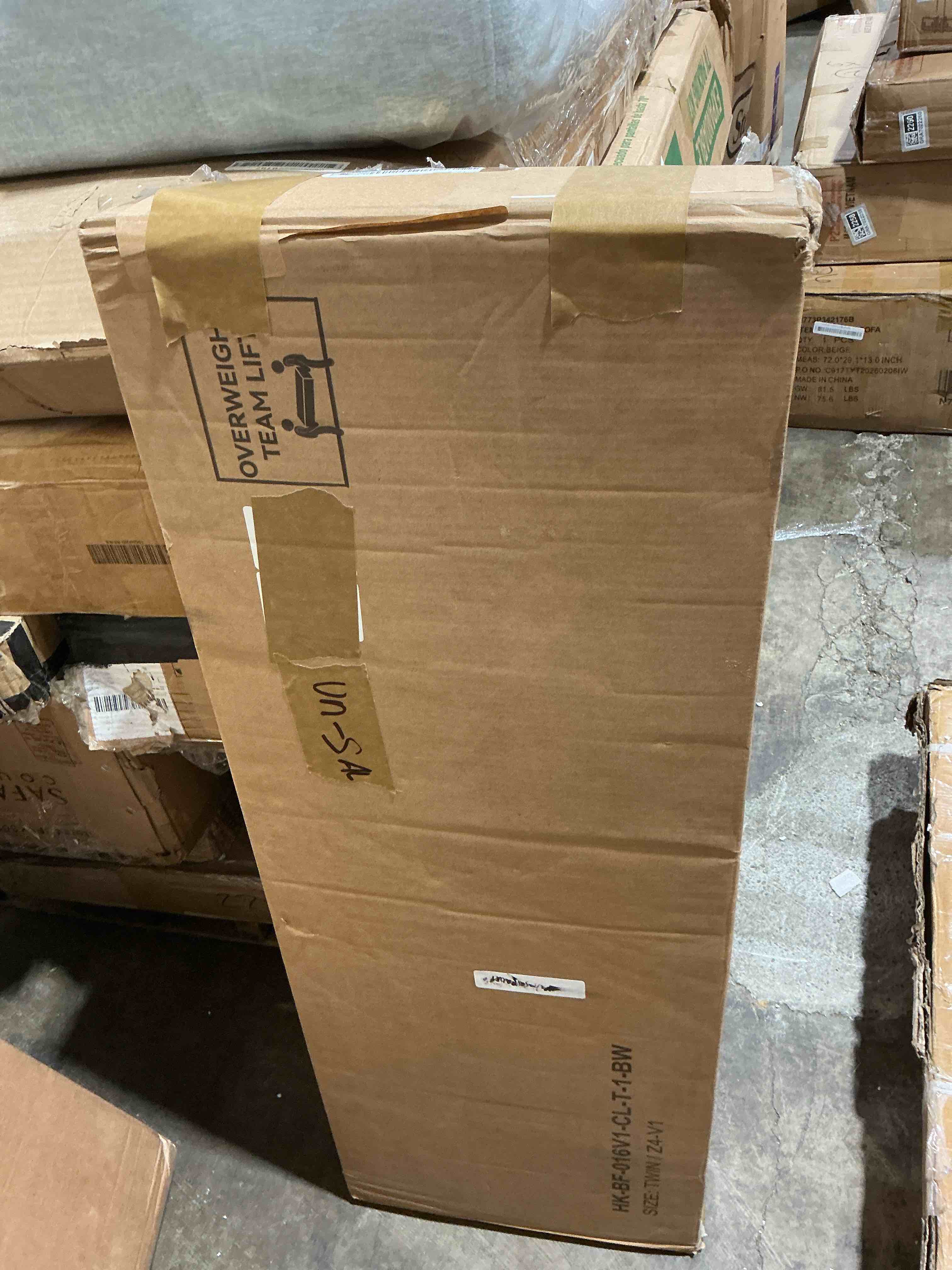 https://s3.amazonaws.com/lotting-images-prod/bidfta/GRA7022268_1789497355035.jpeg