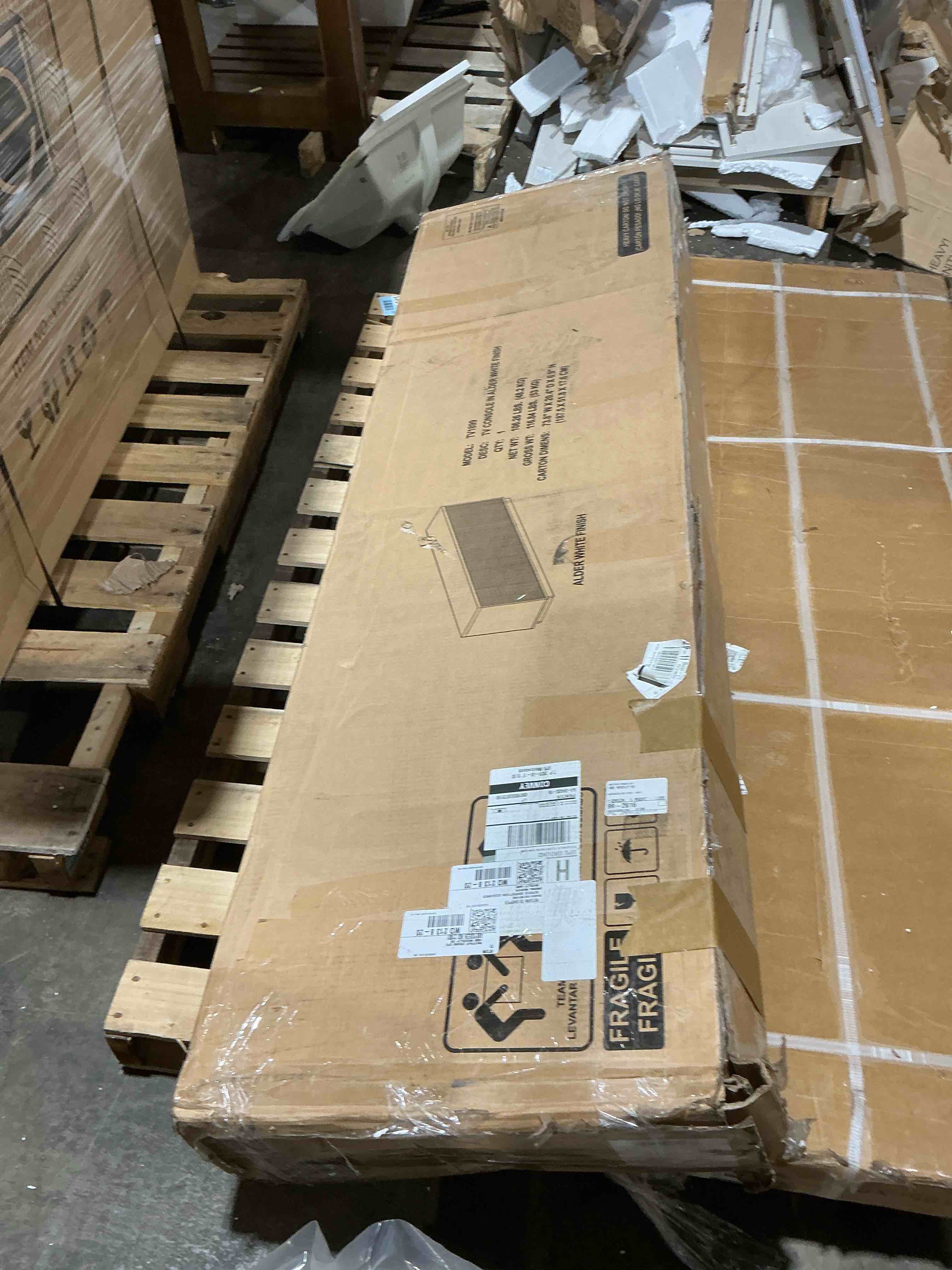 https://s3.amazonaws.com/lotting-images-prod/bidfta/GRA7022270_1789498102414.jpeg