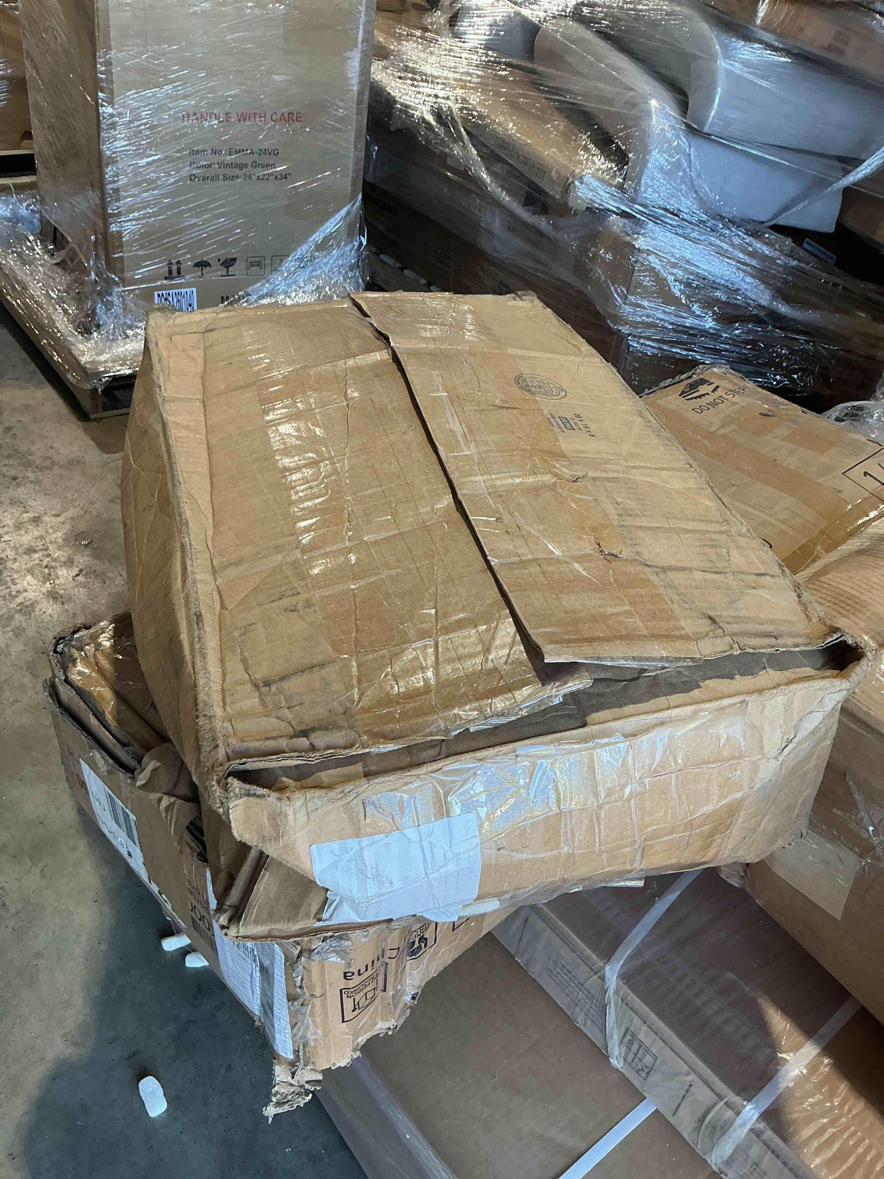 https://s3.amazonaws.com/lotting-images-prod/bidfta/GRA7022276_1789486370540.jpeg