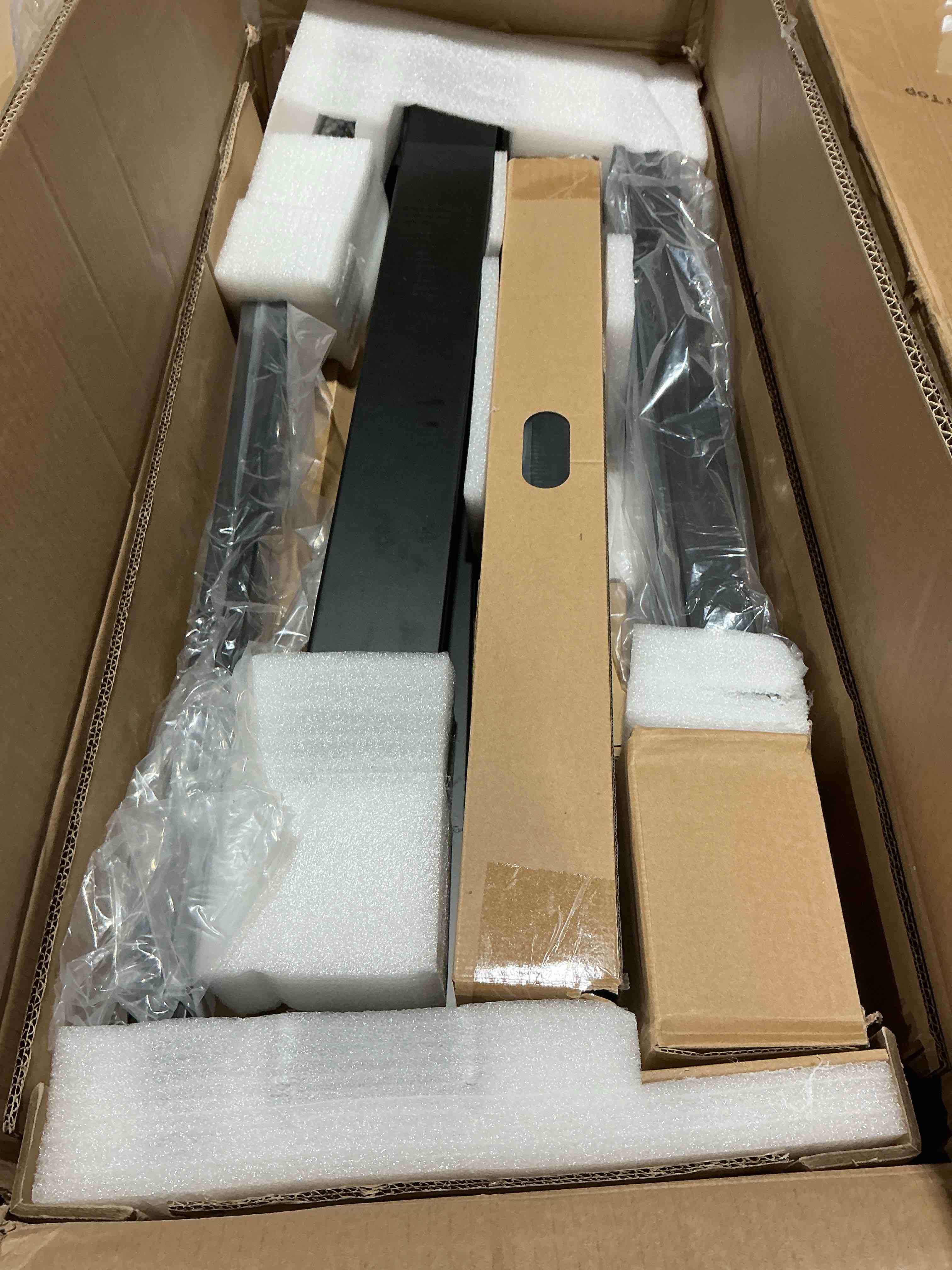 https://s3.amazonaws.com/lotting-images-prod/bidfta/GRA7022306_1789566337141.jpeg