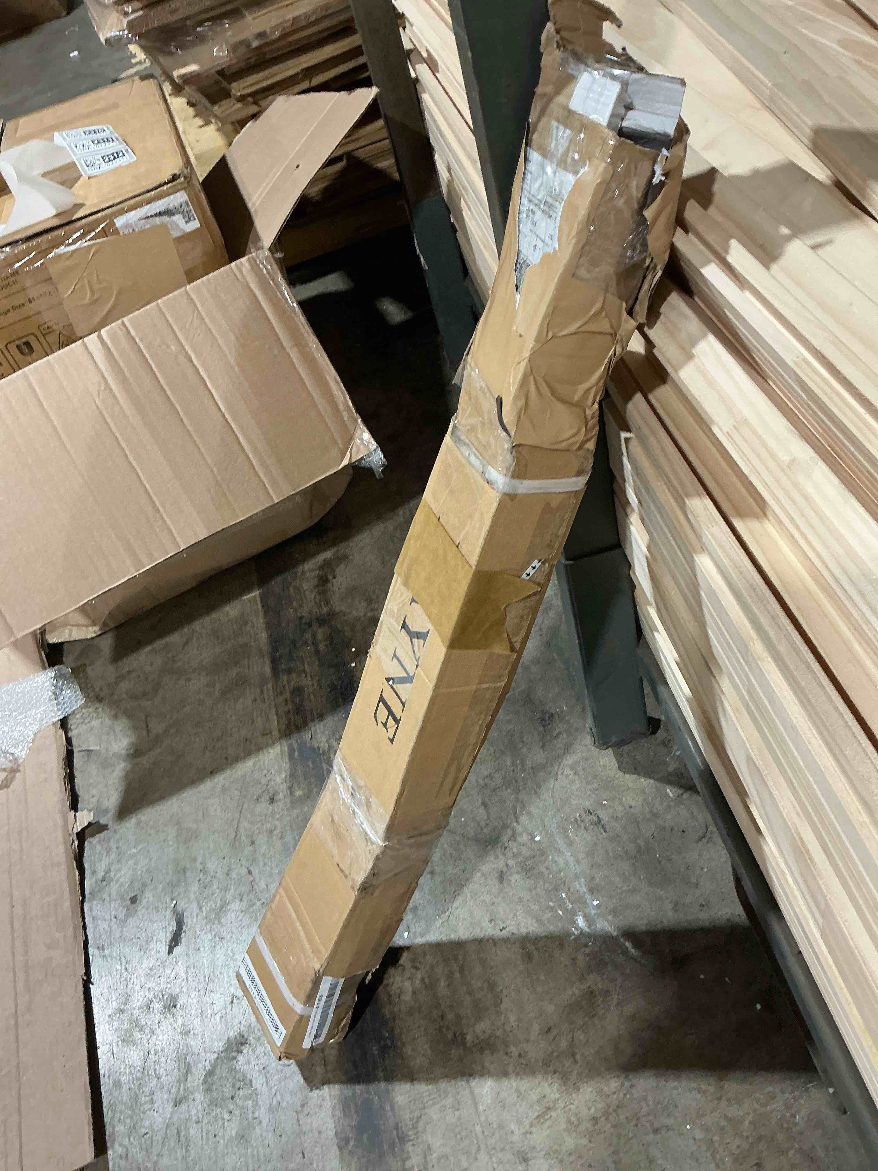 https://s3.amazonaws.com/lotting-images-prod/bidfta/GRA7022310_1789568685151.jpeg