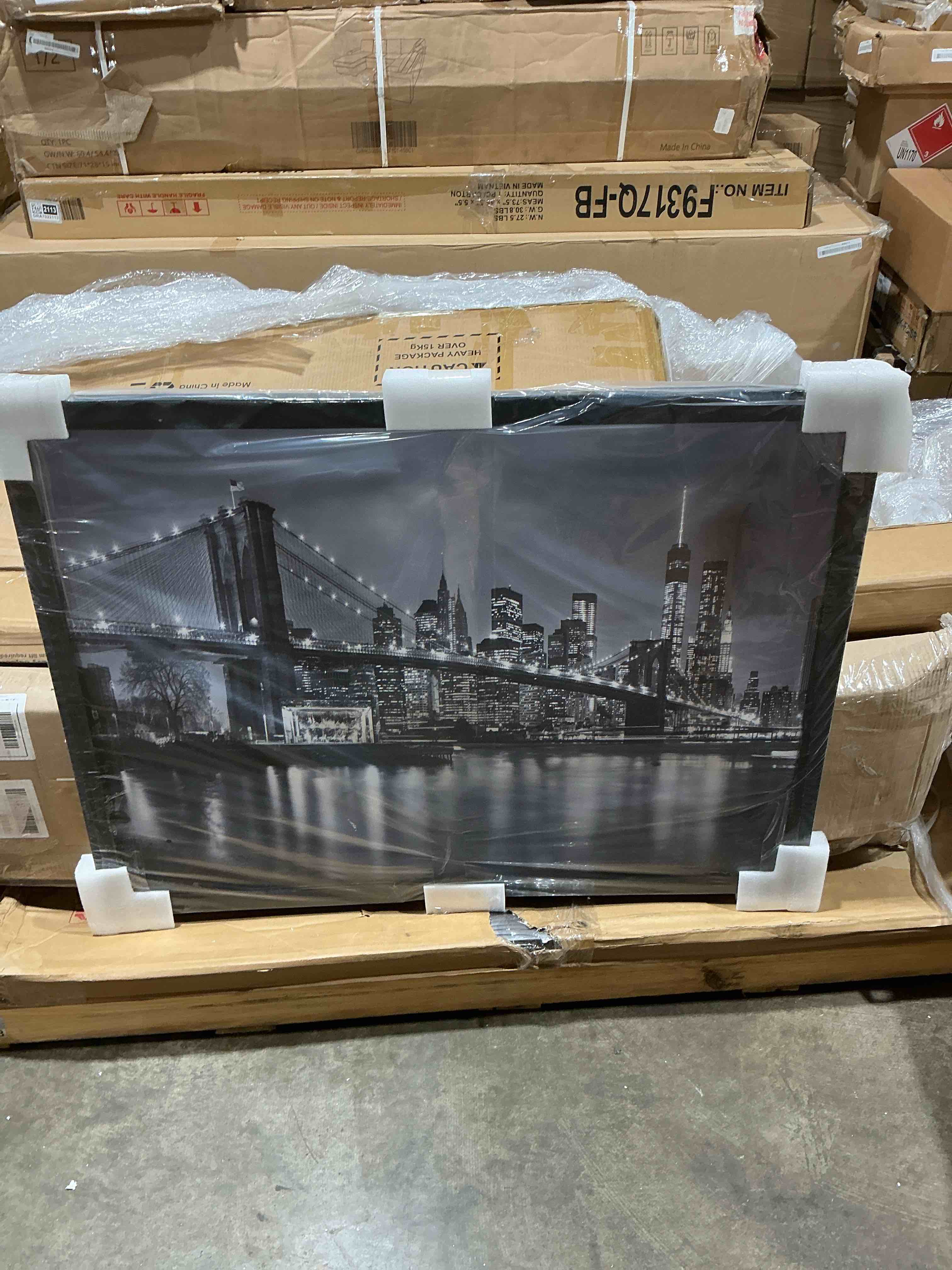 https://s3.amazonaws.com/lotting-images-prod/bidfta/GRA7022319_1789504669479.jpeg