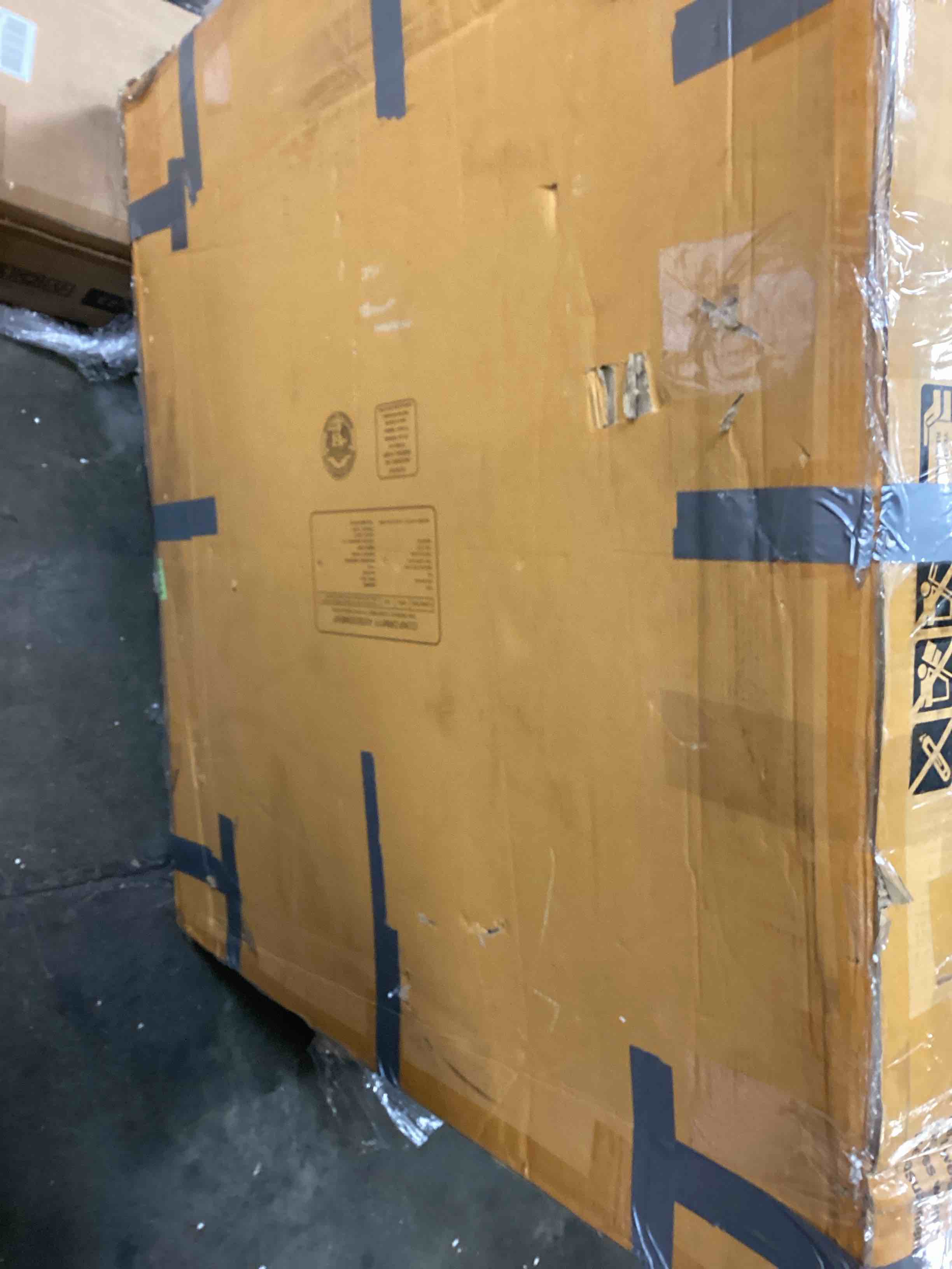 https://s3.amazonaws.com/lotting-images-prod/bidfta/GRA7310626_1789148089531.jpeg