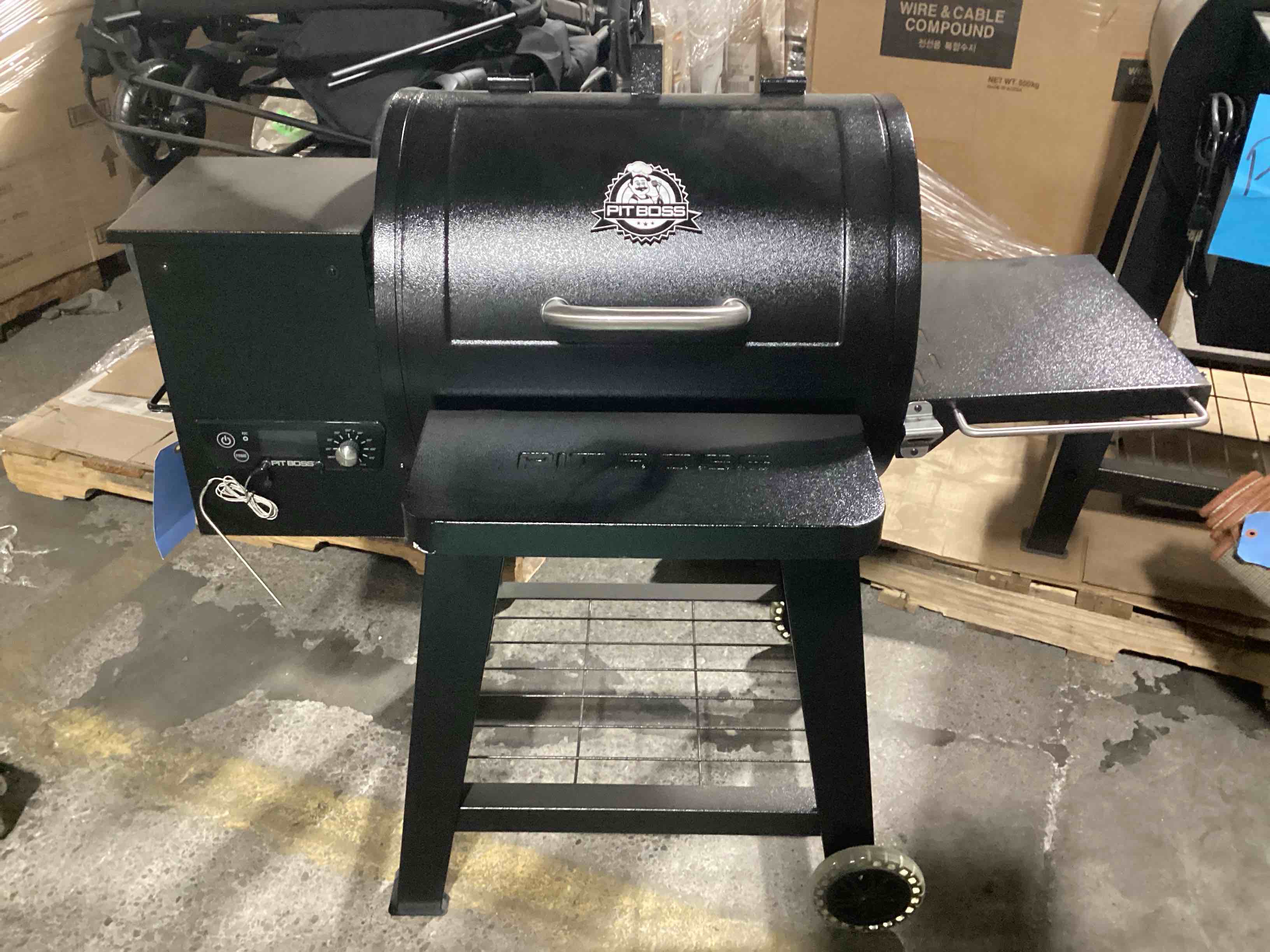 Condition photo showing New/Like New for pit boss sedona 540 sq. in. pellet grill smoker 