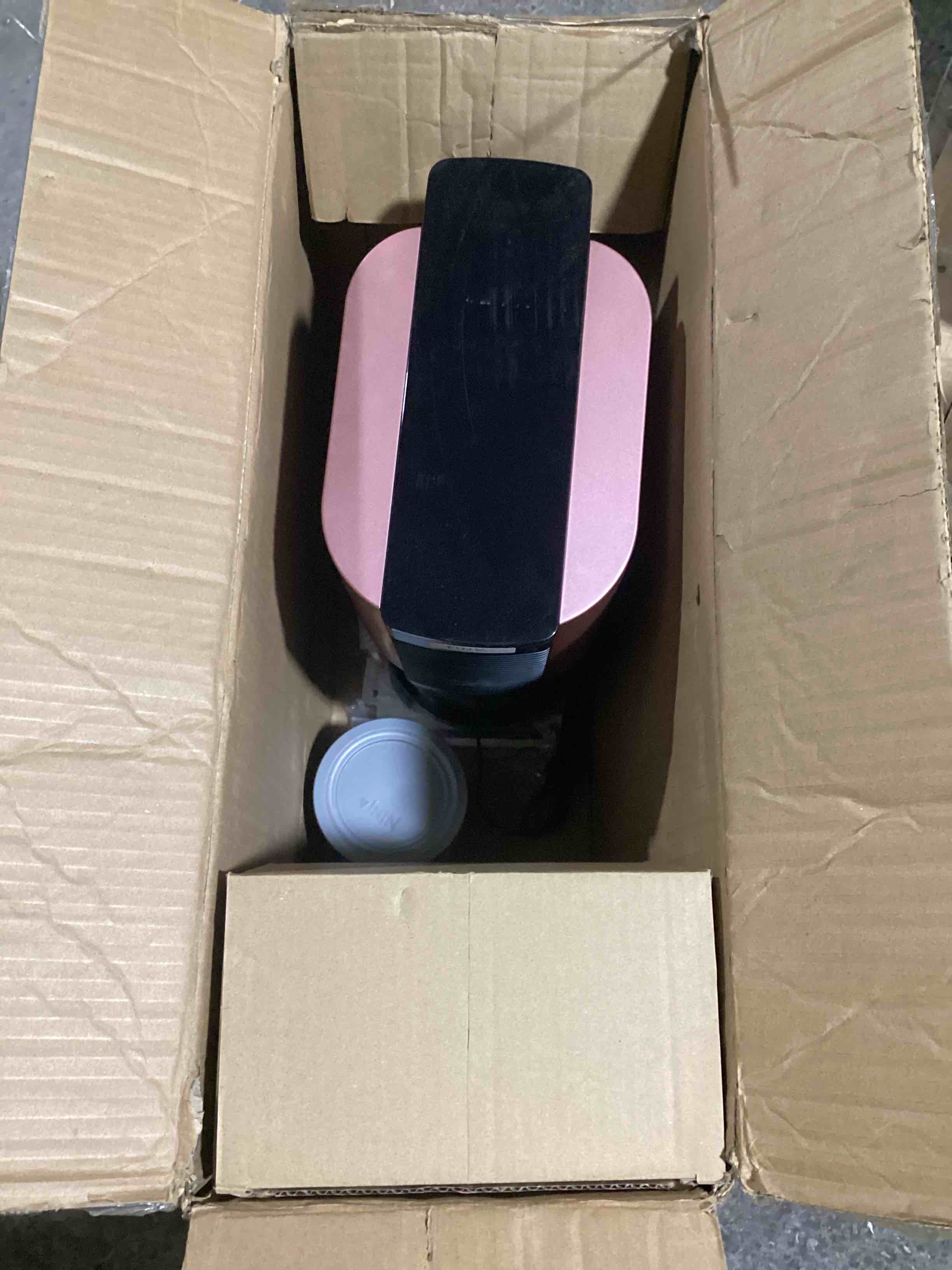 https://s3.amazonaws.com/lotting-images-prod/bidfta/GRA7331825_1785443269137.jpeg