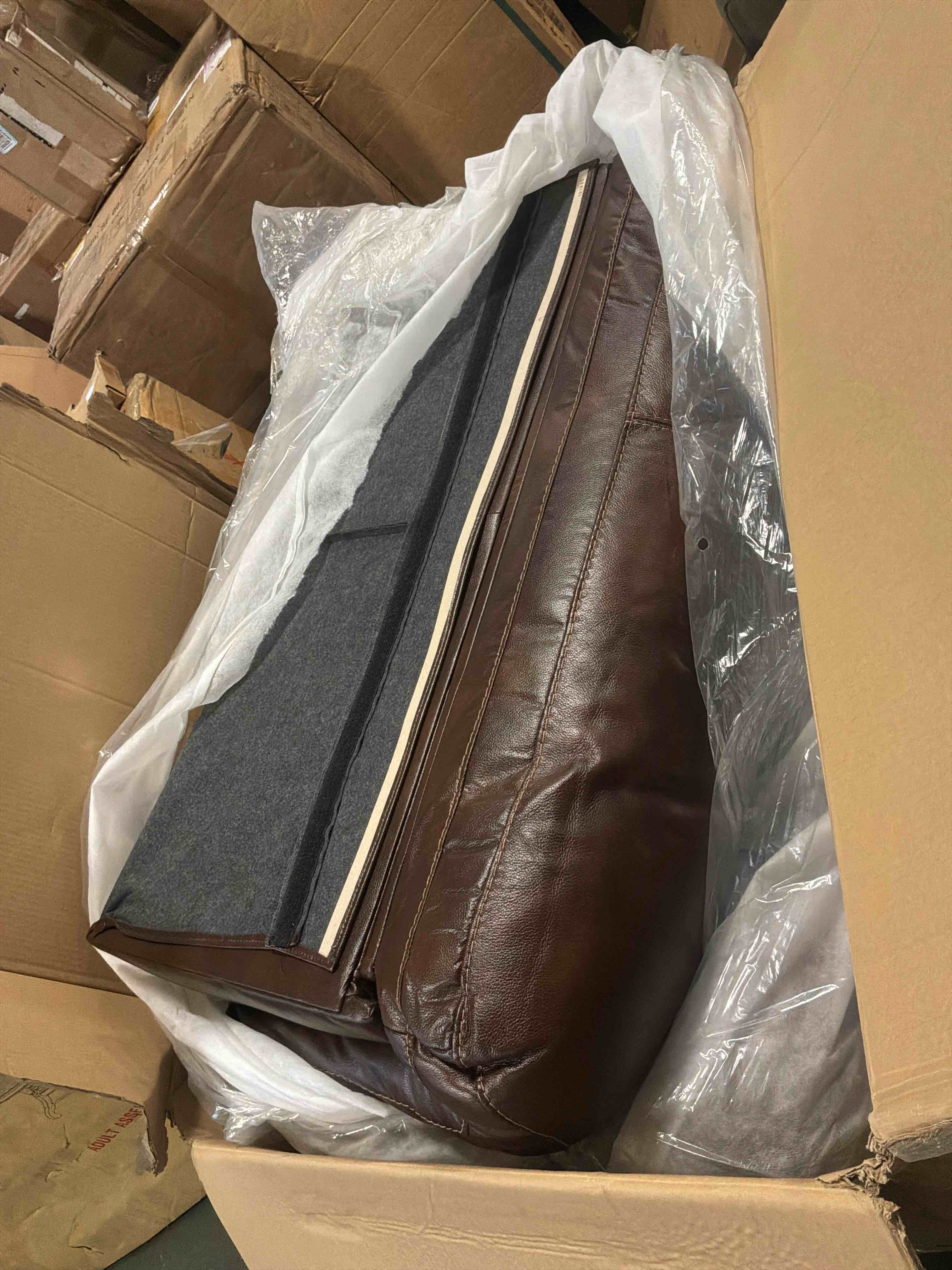 Condition photo showing As Is for ((incomplete only 1 pcs )) hallstrung 5-piece dual power leather reclining sectional