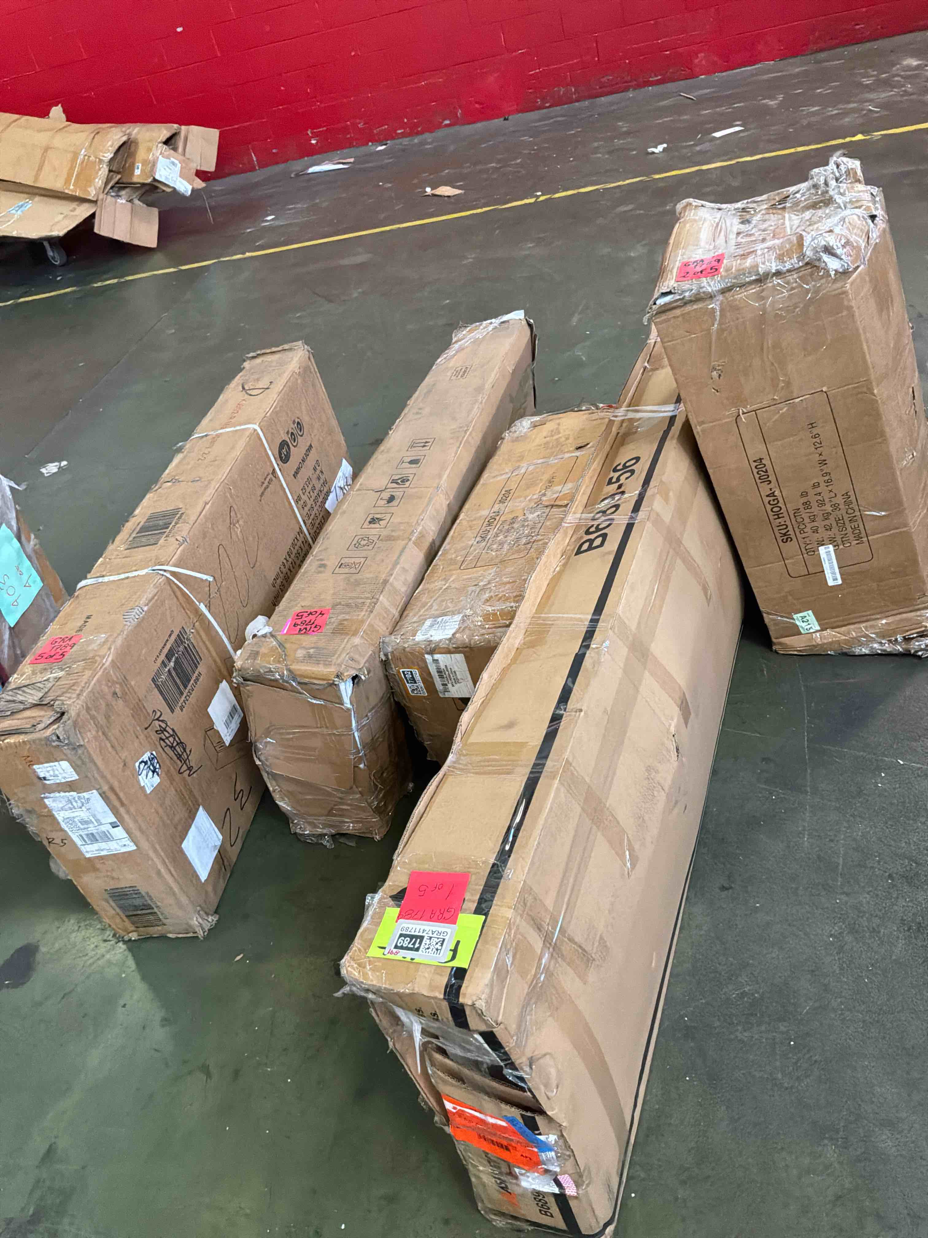 Condition photo showing As Is for lot of 5 mixed furniture 