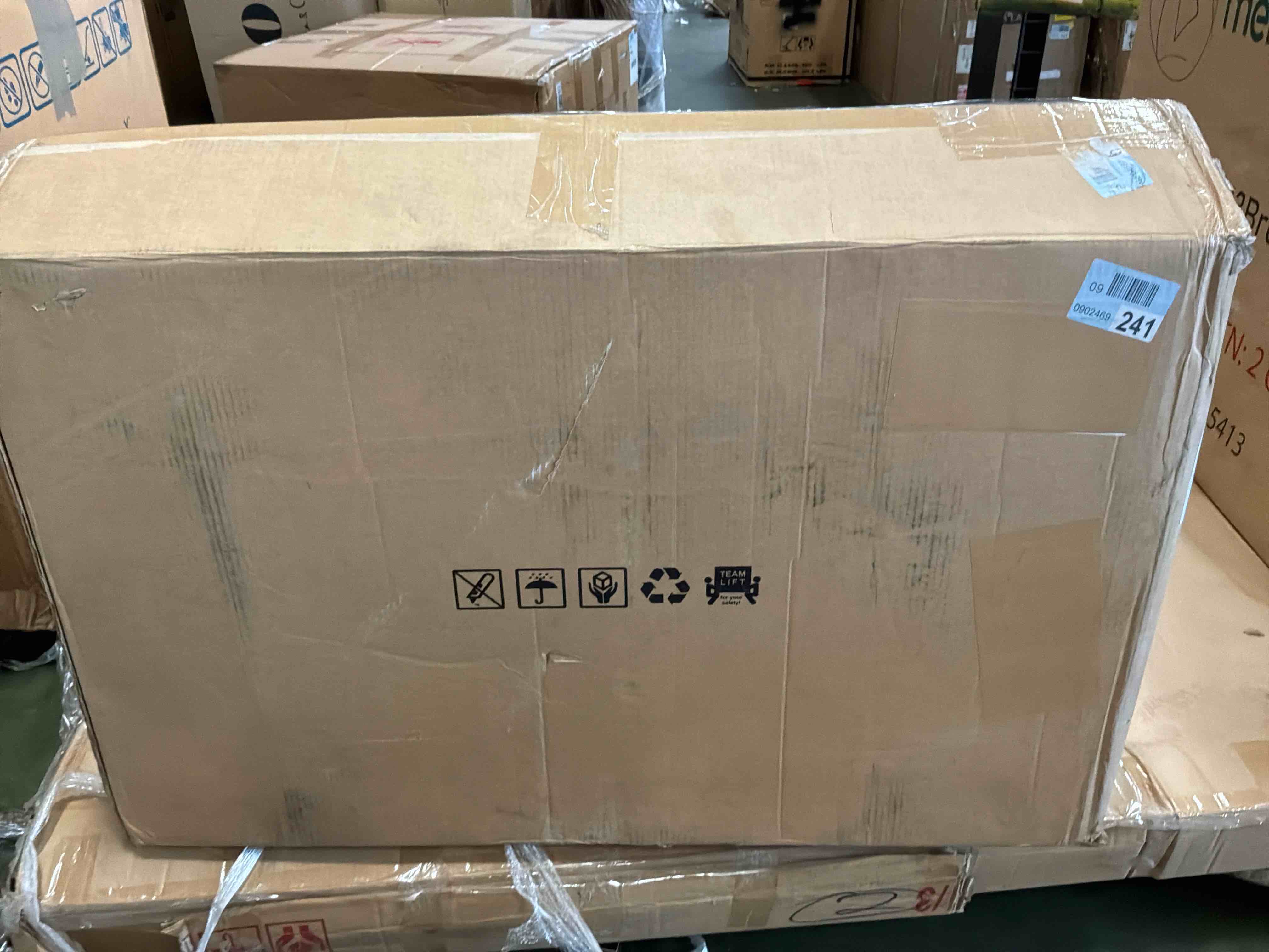 Condition photo showing Good Condition for console beige