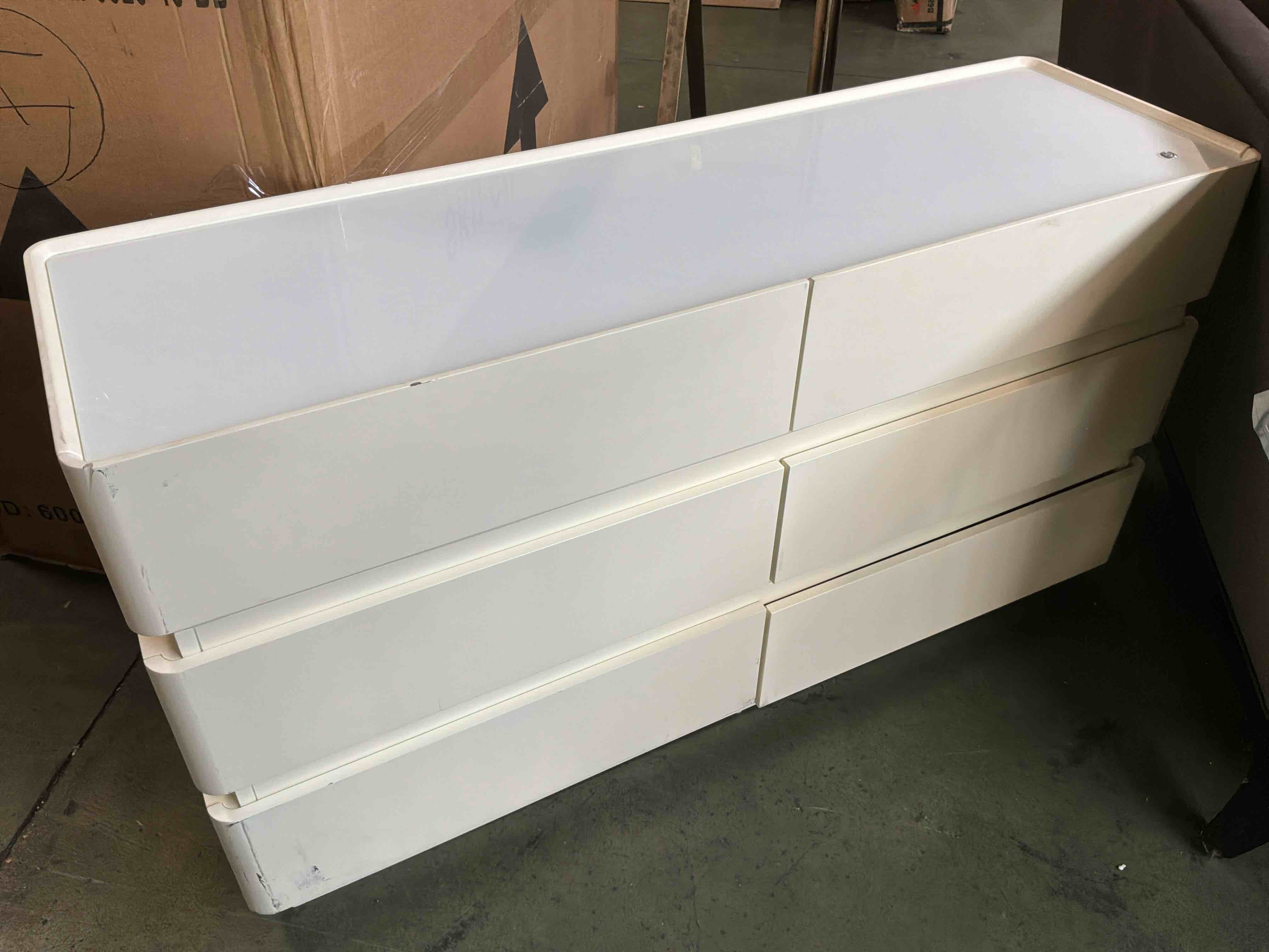 Condition photo showing As Is for lane furniture white 6 drawer dresser