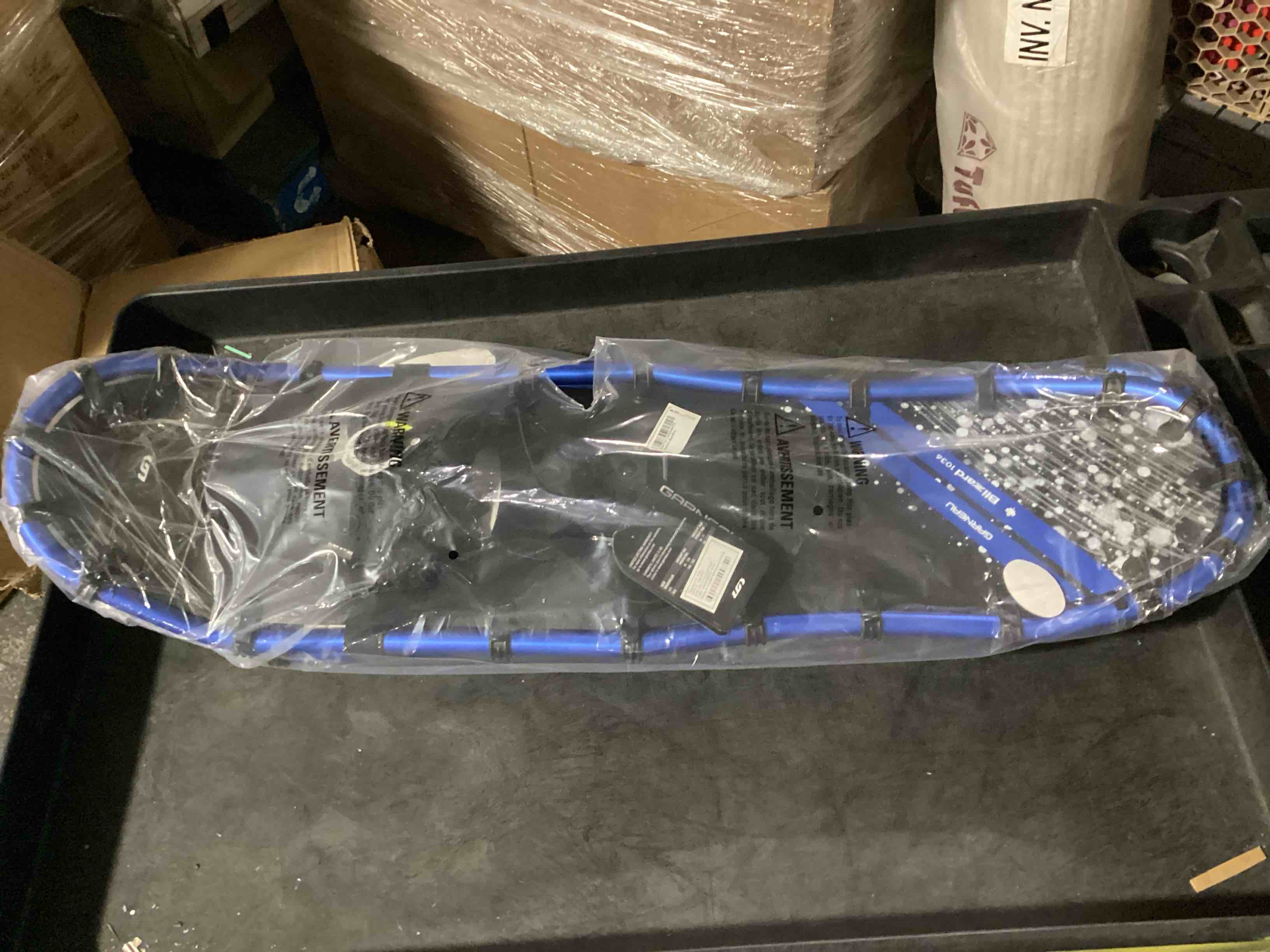 Condition photo showing New/Like New for size 1036 garneau blizzard iii men’s snowshoes, black/blue