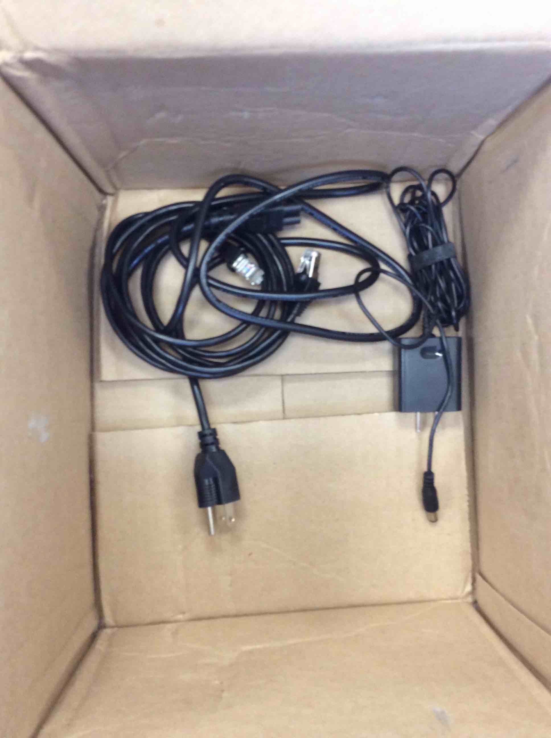 https://s3.amazonaws.com/lotting-images-prod/bidfta/GRA7450544_1782498742581.jpeg