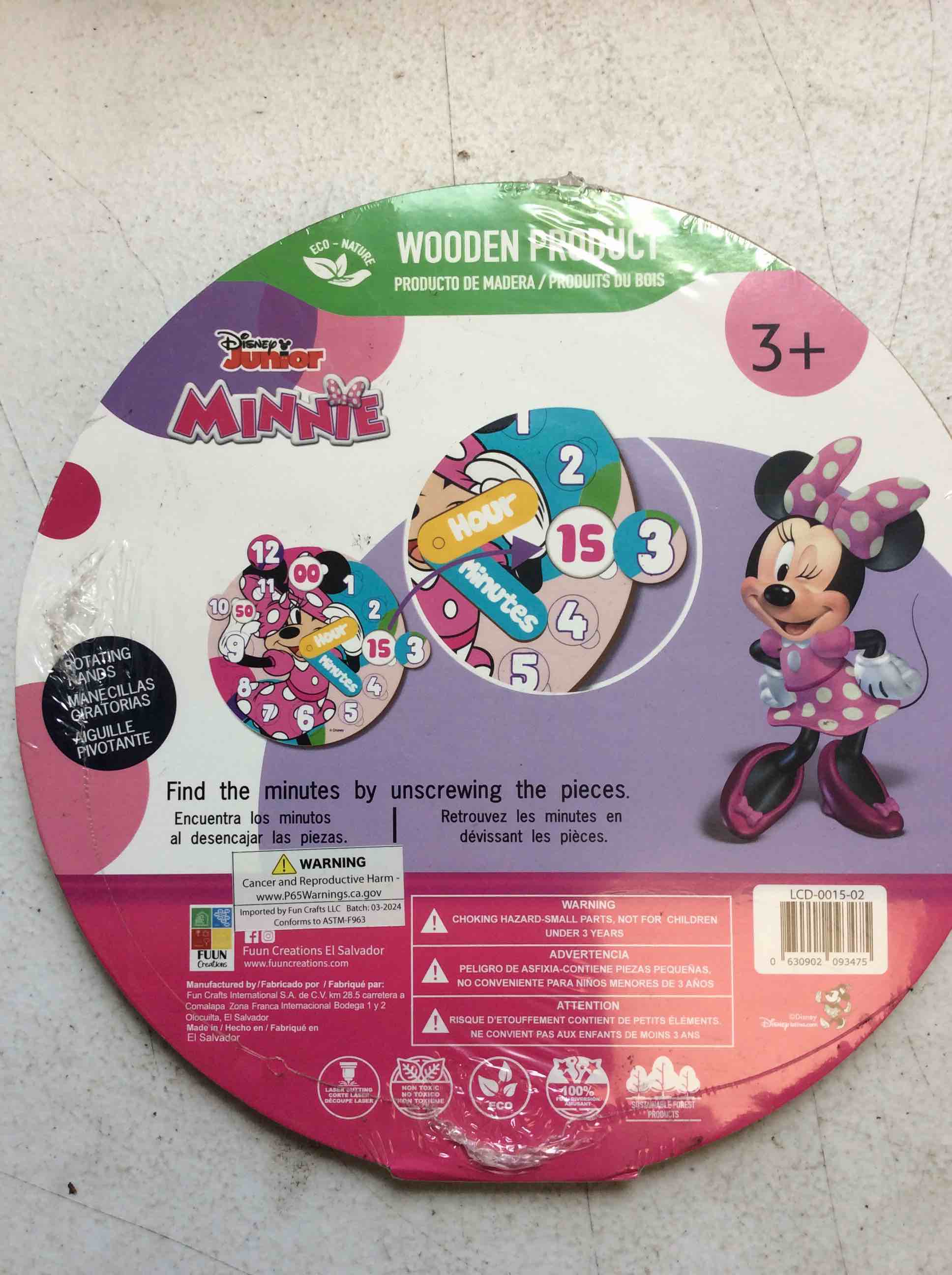 Condition photo showing New/Like New for minnie wooden didactic clock 