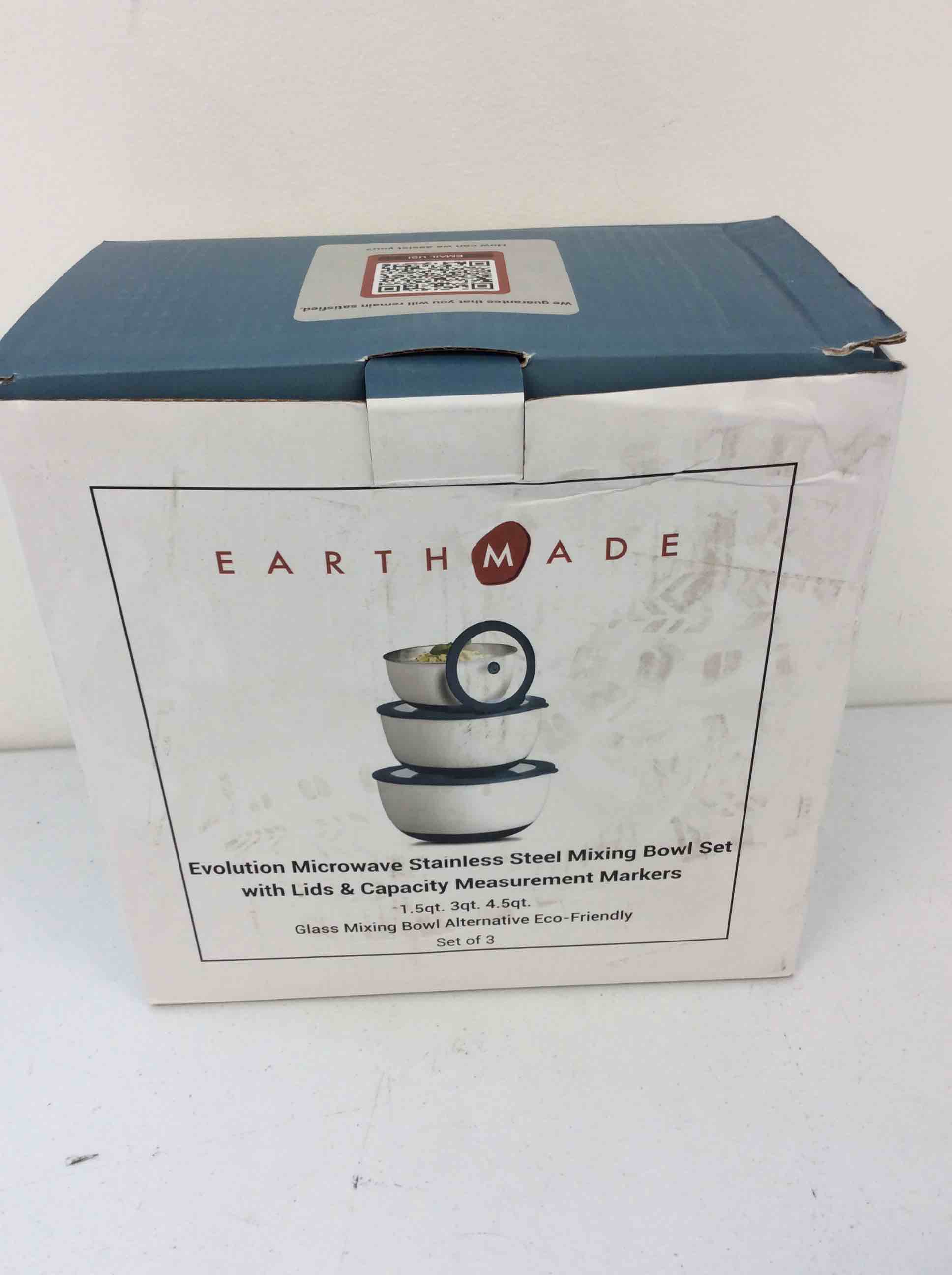 Condition photo showing New/Like New for earthmade evolution microwave stainless steel mixing bowl set with lids & capacity measurement markers 1.5qt. 3qt. 4.5qt glass mixing bowl alternative eco-friendly set of 3