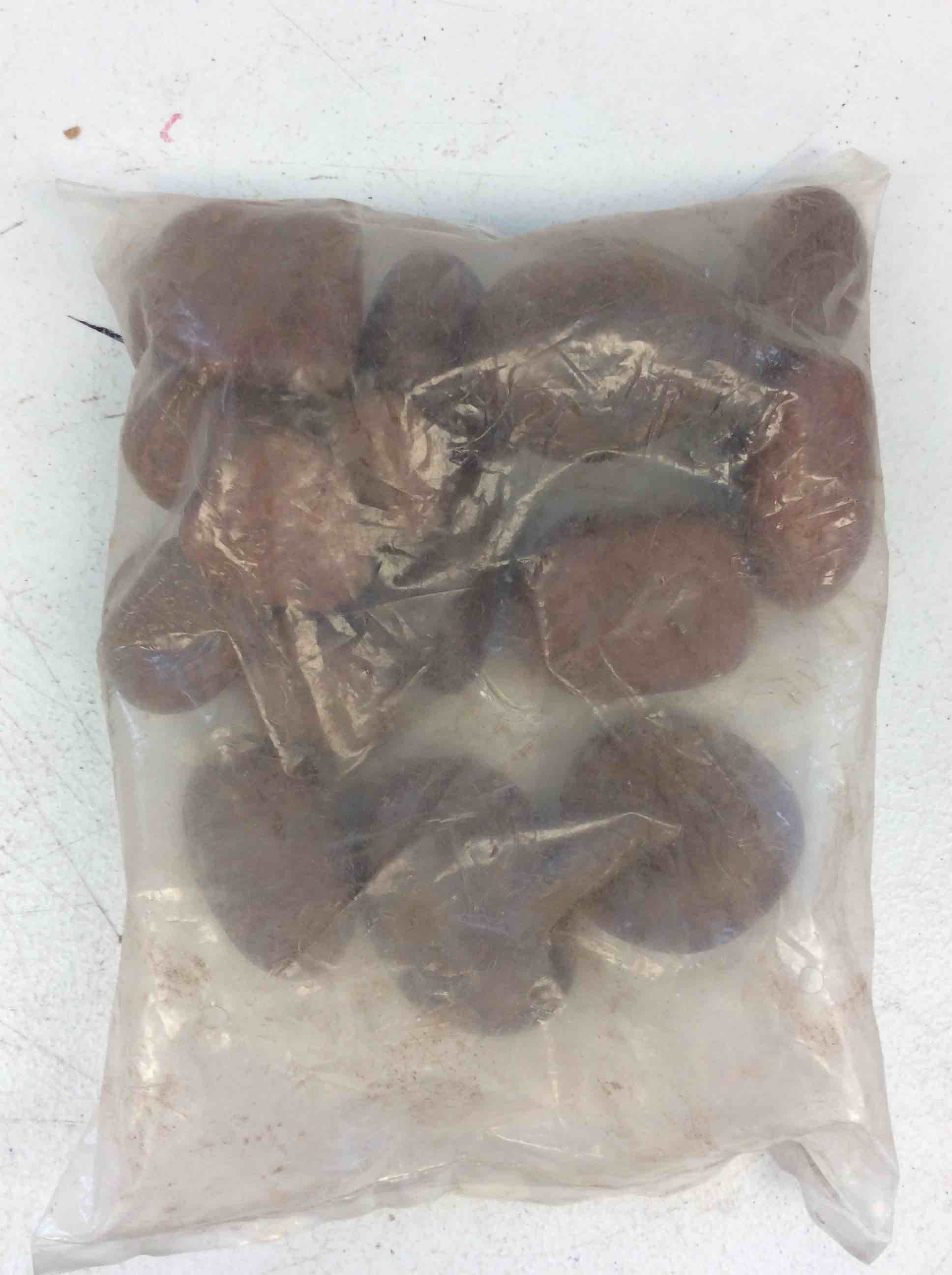 Condition photo showing Good Condition for kbm-prp-25-50mm 5lb polished red pebbles 