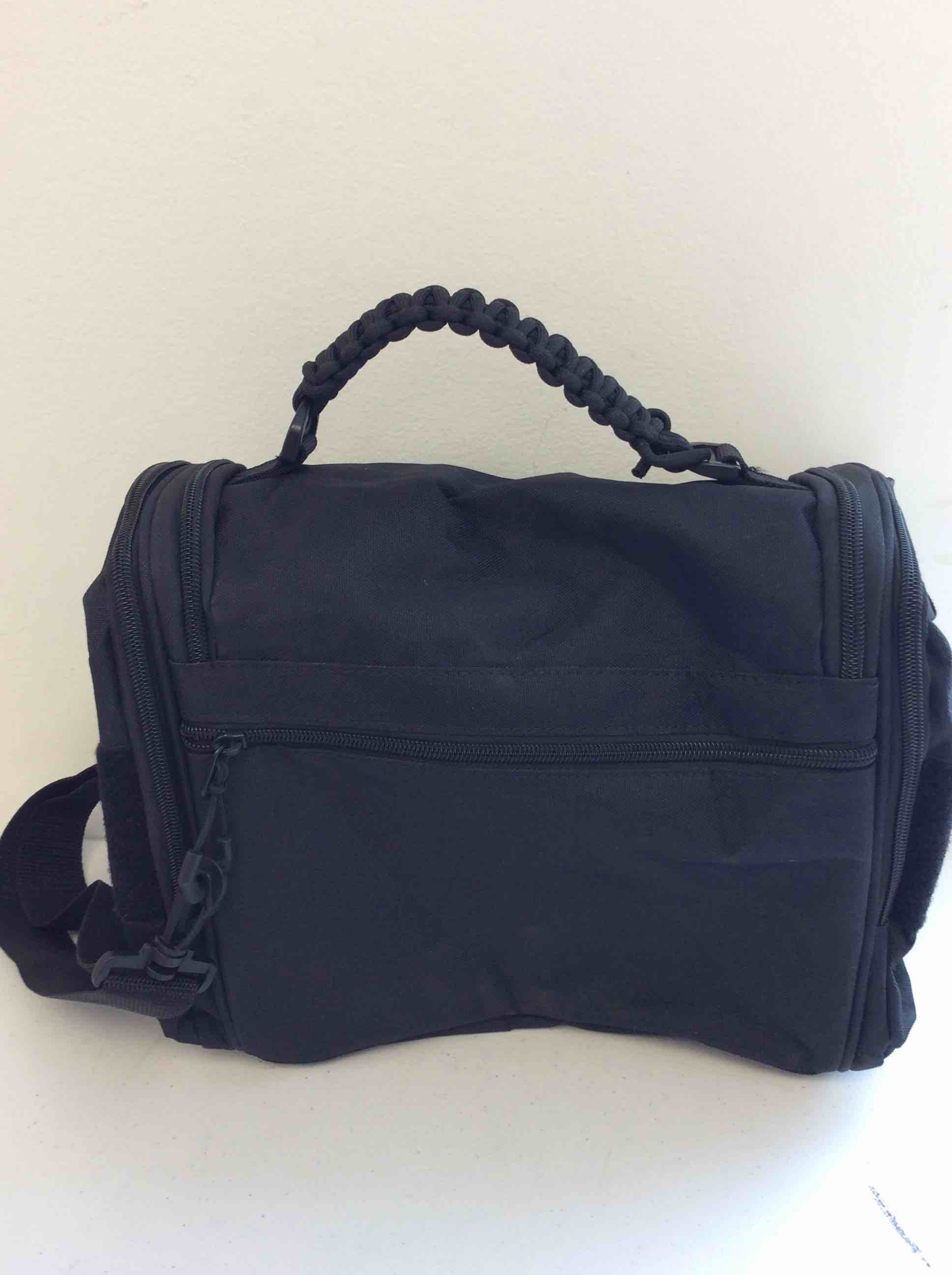 Condition photo showing New/Like New for black lunchbox 