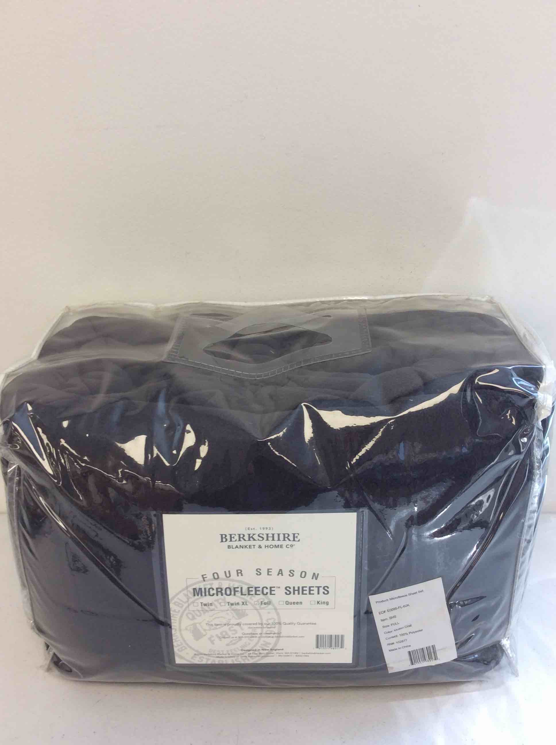 Condition photo showing New/Like New for berkshire blanket & home co four season microfleece sheets in black size full 