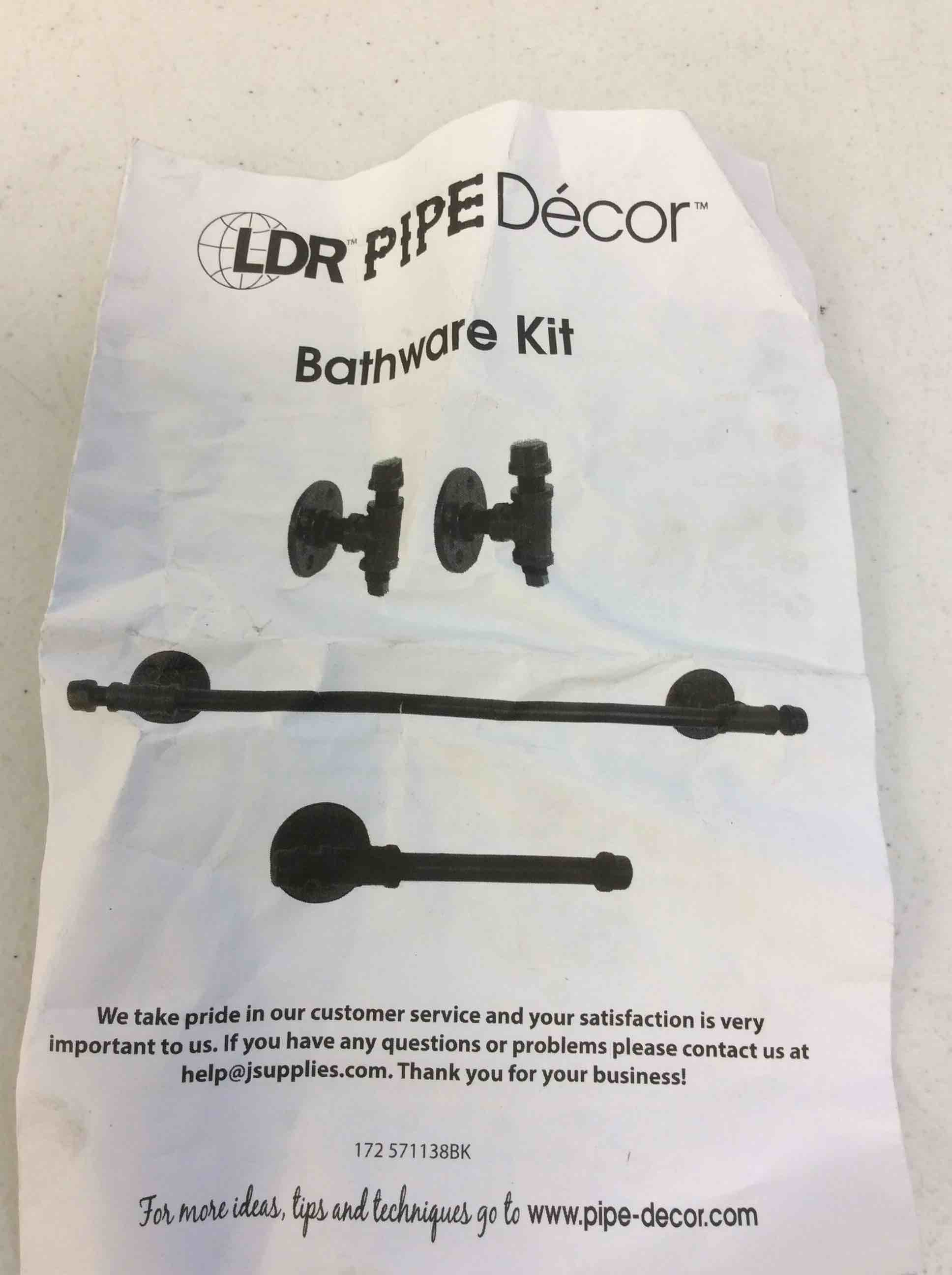 Condition photo showing New/Like New for pipedécor 38” 4pc bathware kit