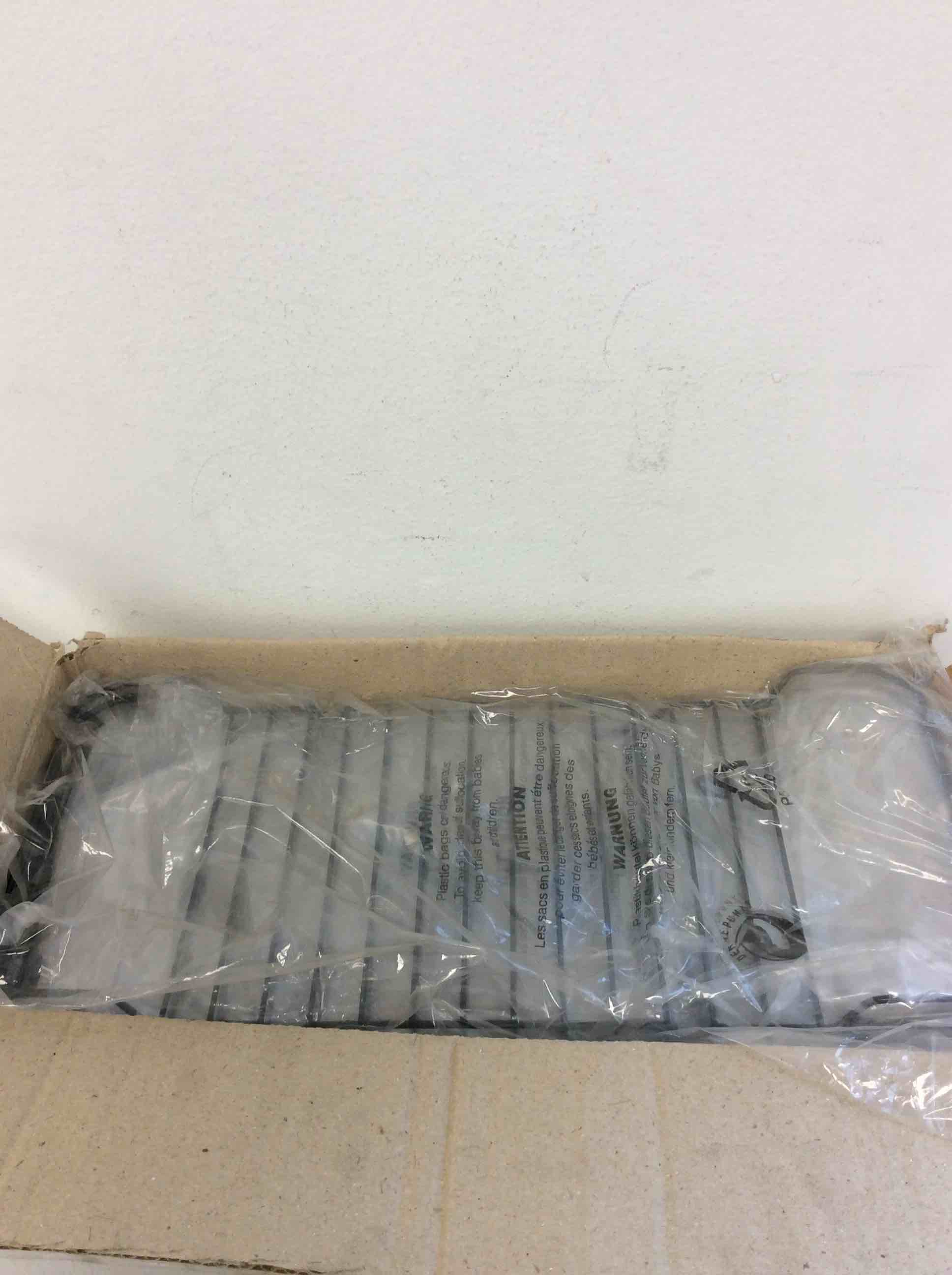 Condition photo showing New/Like New for non-stick small broiling rack 6 pcs