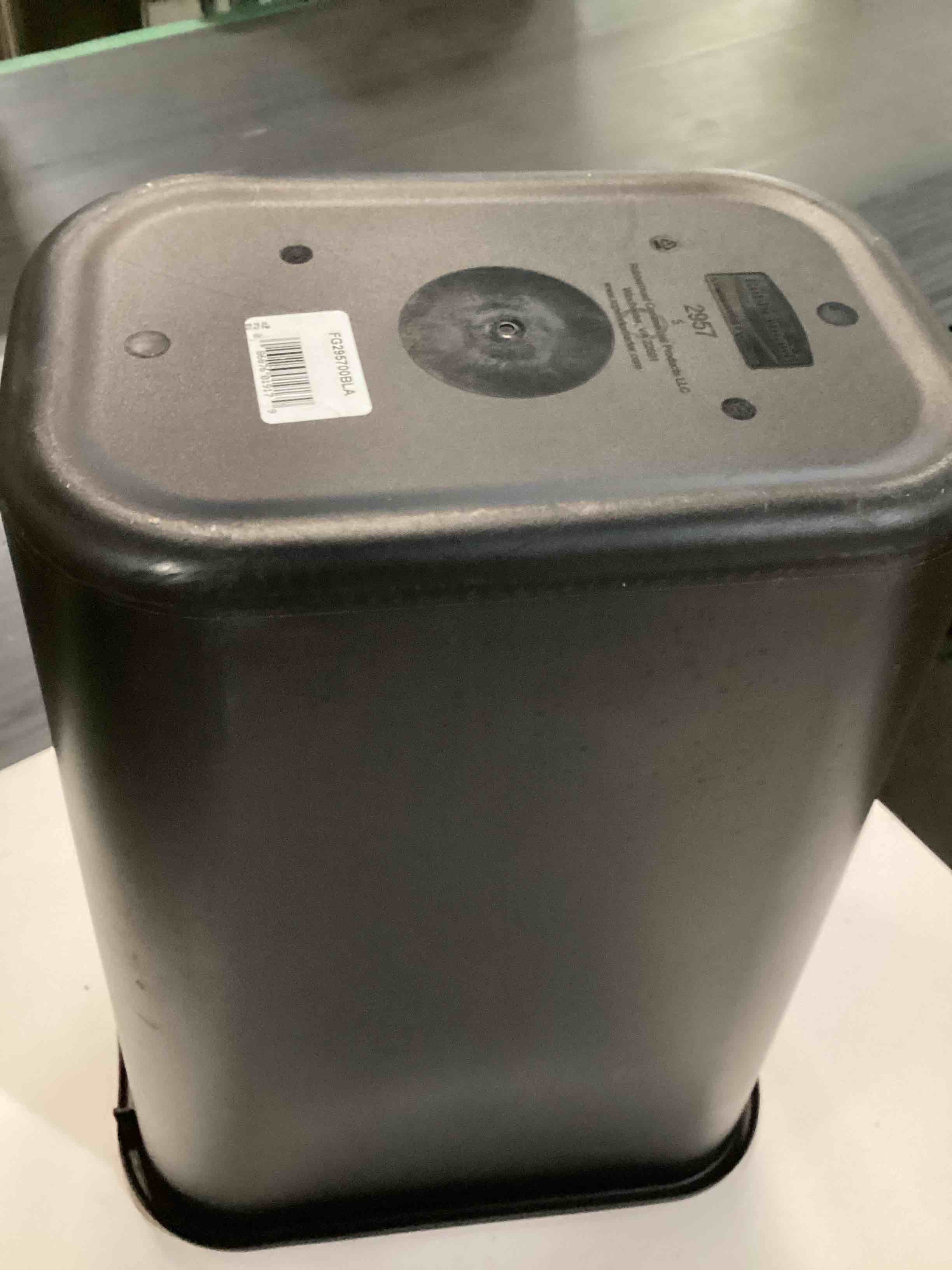 Condition photo showing Good Condition for rubbermaid commercial wastebasket trash container, 41qt/10.25 gal, plastic, black, stackable trash can for bedroom/bathroom/office, fits under desk/sink/cabinet