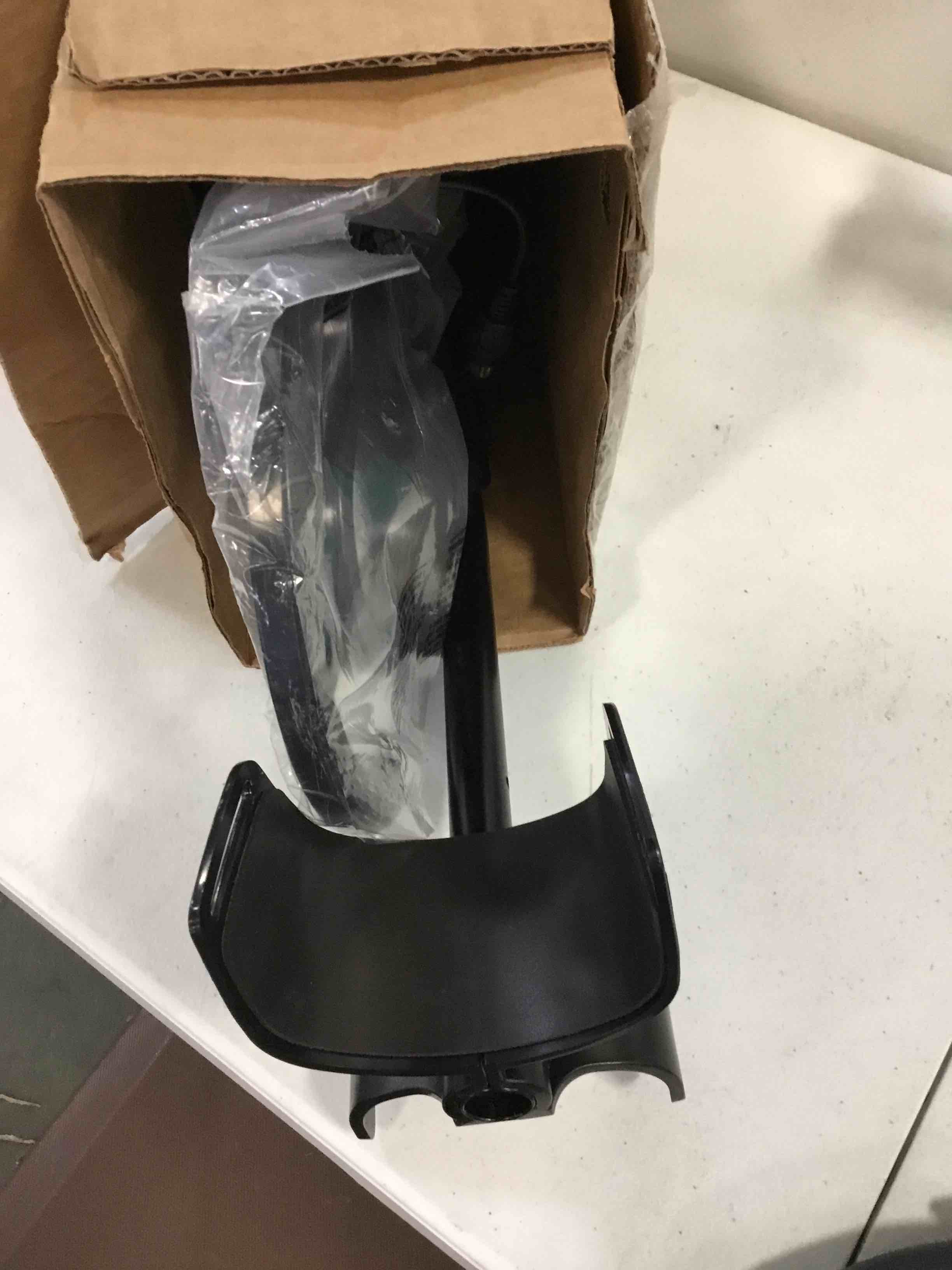 https://s3.amazonaws.com/lotting-images-prod/bidfta/GRN1595345_1641926418486.jpeg
