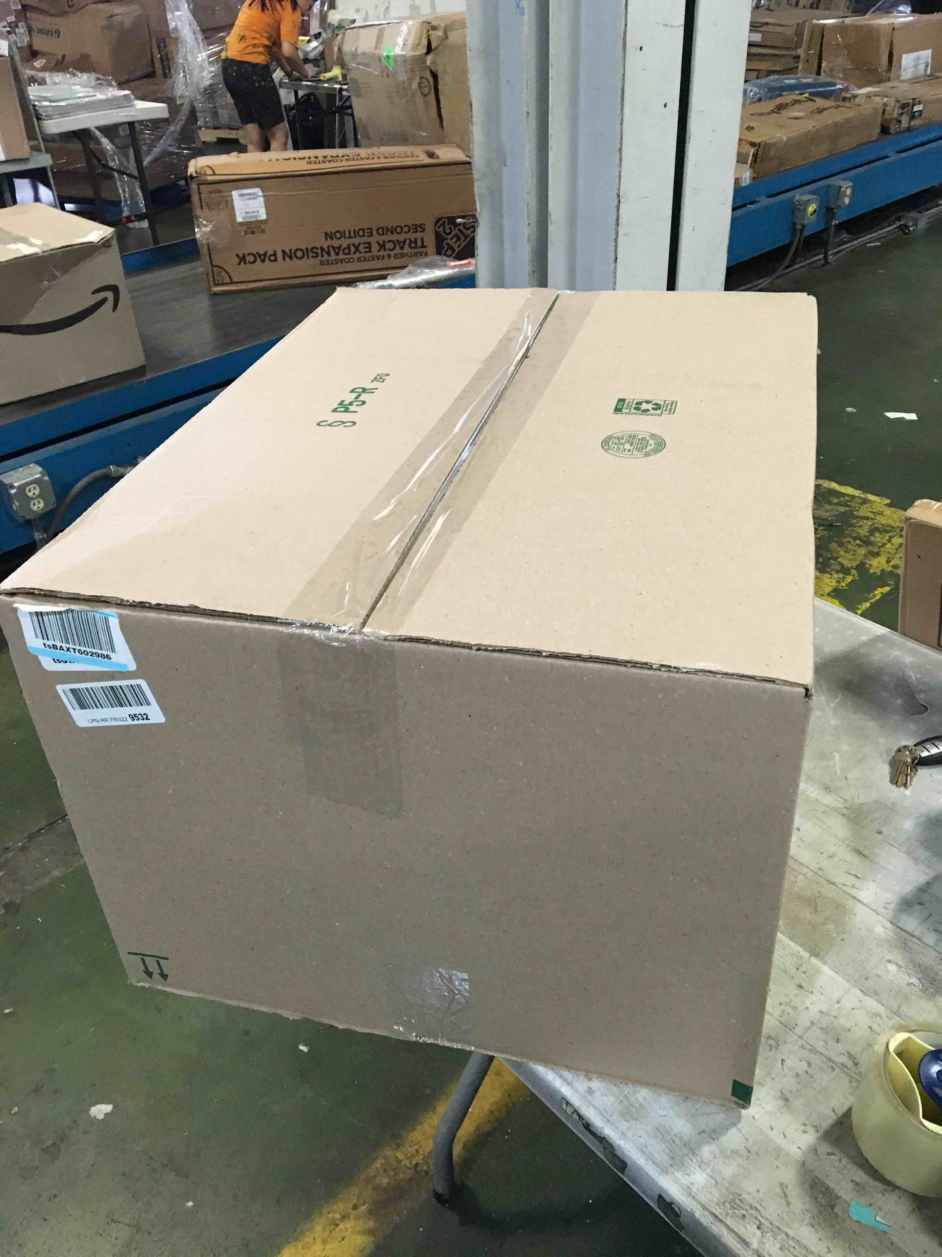 https://s3.amazonaws.com/lotting-images-prod/bidfta/GRN2039865_1688391995377.jpeg