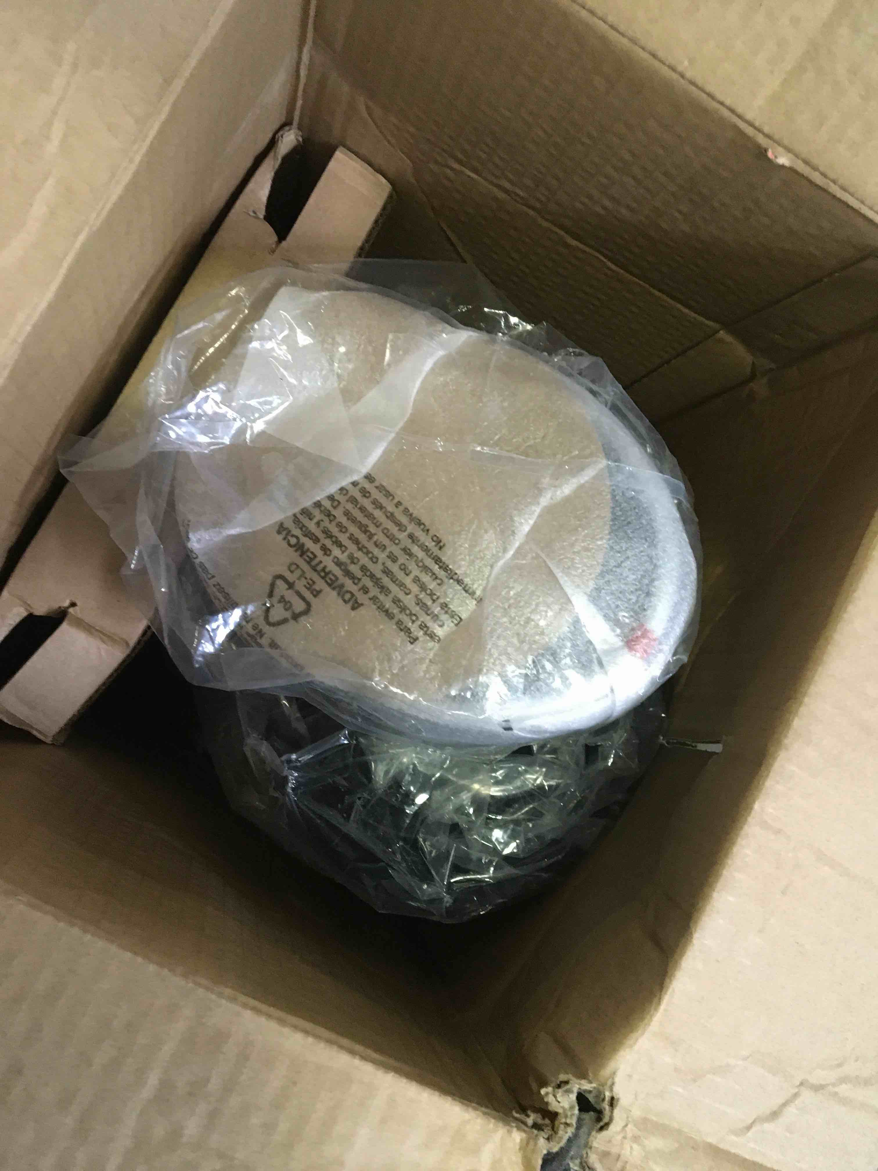 https://s3.amazonaws.com/lotting-images-prod/bidfta/GRN2040179_1688580523929.jpeg