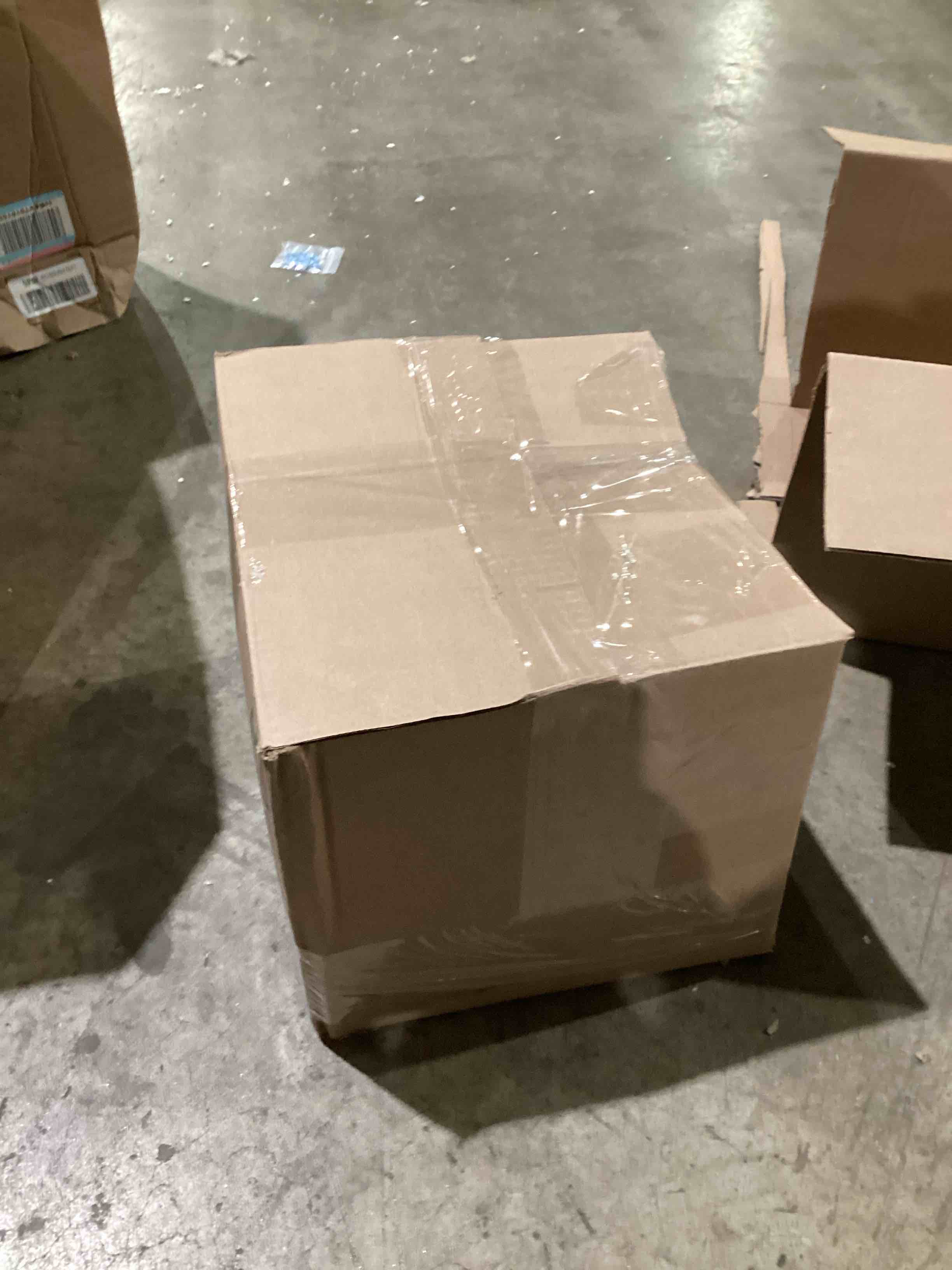 https://s3.amazonaws.com/lotting-images-prod/bidfta/GRN2982597_1746640773403.jpeg