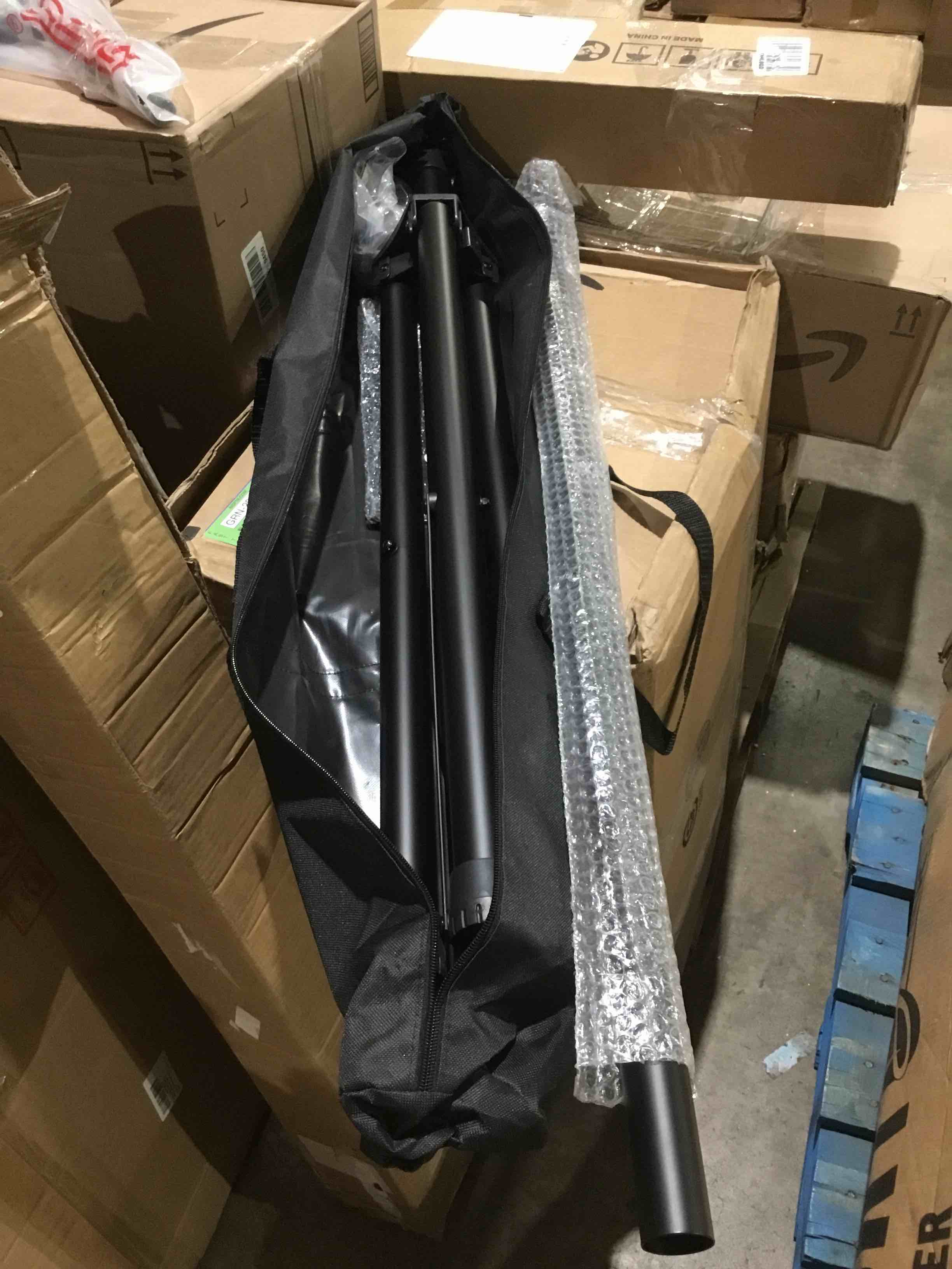 https://s3.amazonaws.com/lotting-images-prod/bidfta/GRN2983292_1752173727321.jpeg