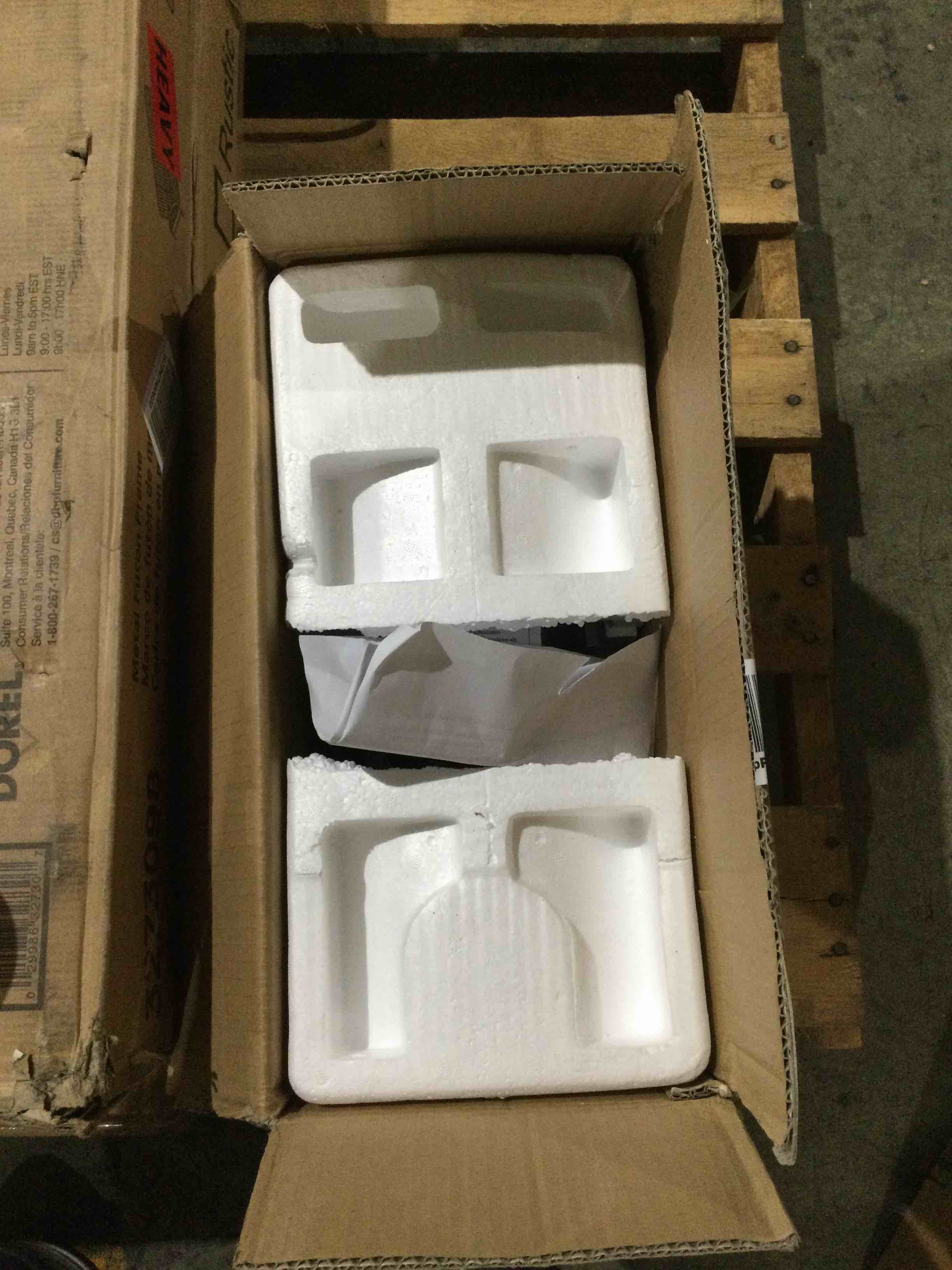 https://s3.amazonaws.com/lotting-images-prod/bidfta/GRN2989063_1681937385326.jpeg