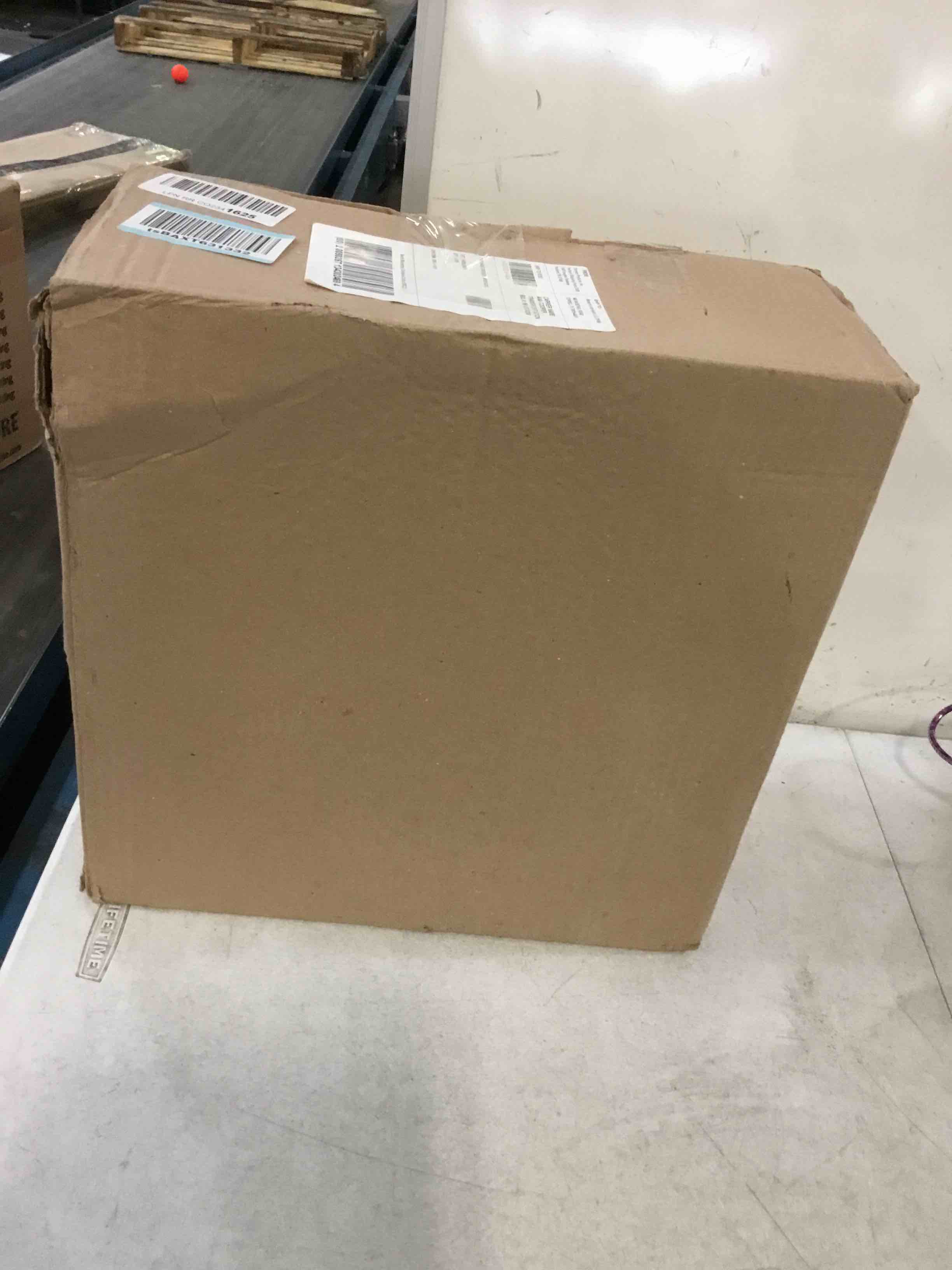 https://s3.amazonaws.com/lotting-images-prod/bidfta/GRN3042615_1653681385449.jpeg