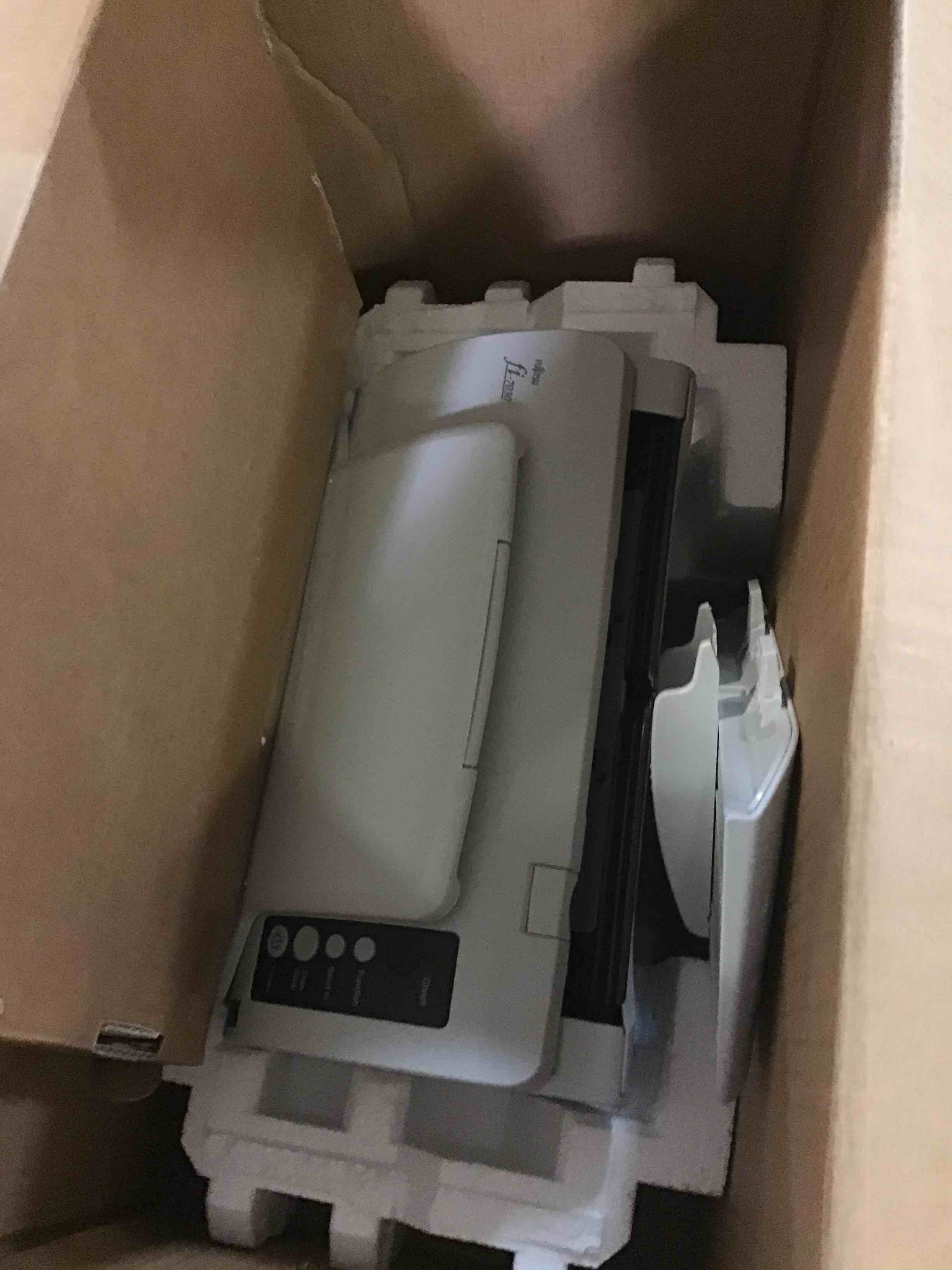 https://s3.amazonaws.com/lotting-images-prod/bidfta/GRN3338973_1661798481132.jpeg