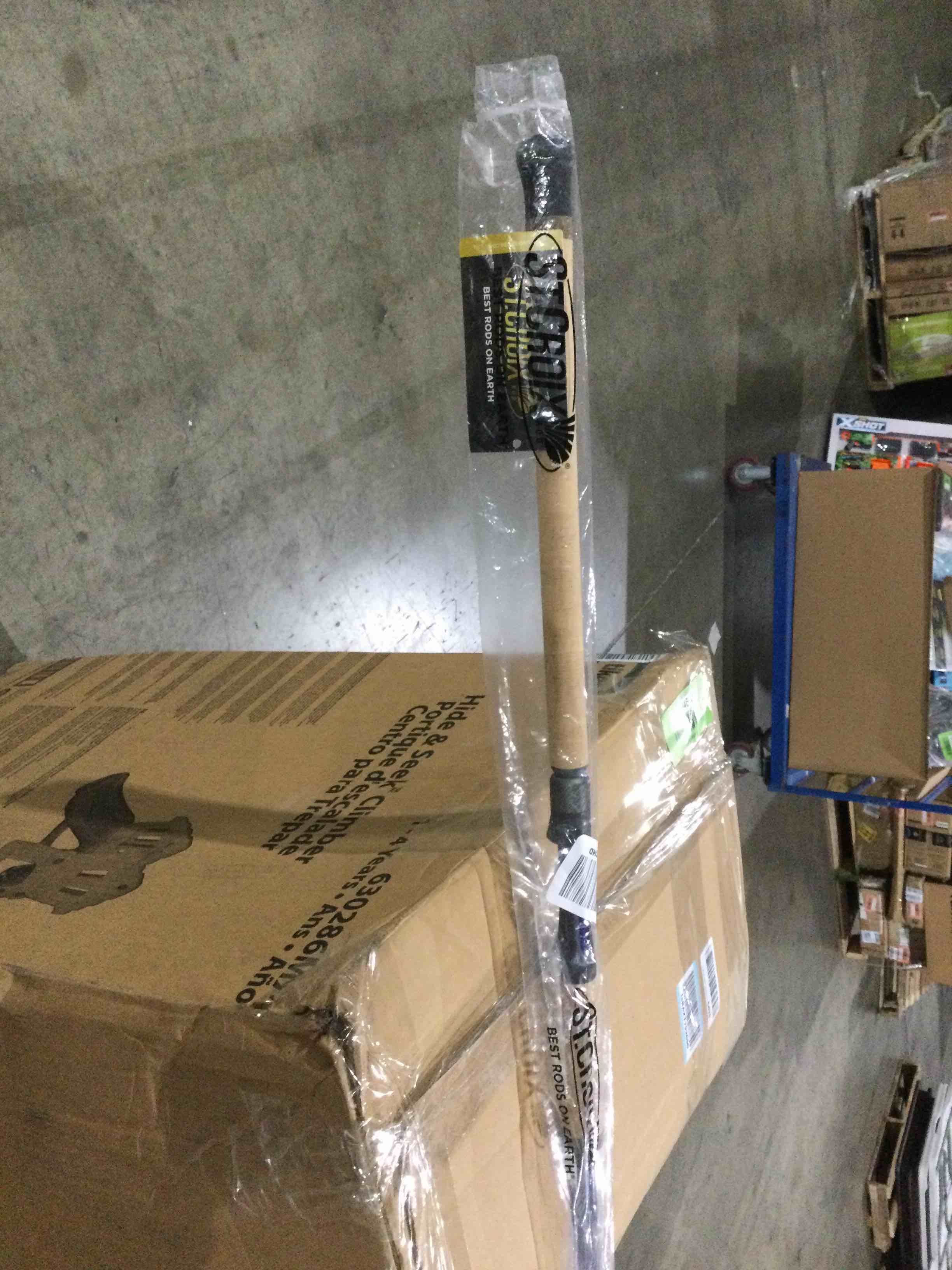 https://s3.amazonaws.com/lotting-images-prod/bidfta/GRN3466098_1683741609956.jpeg