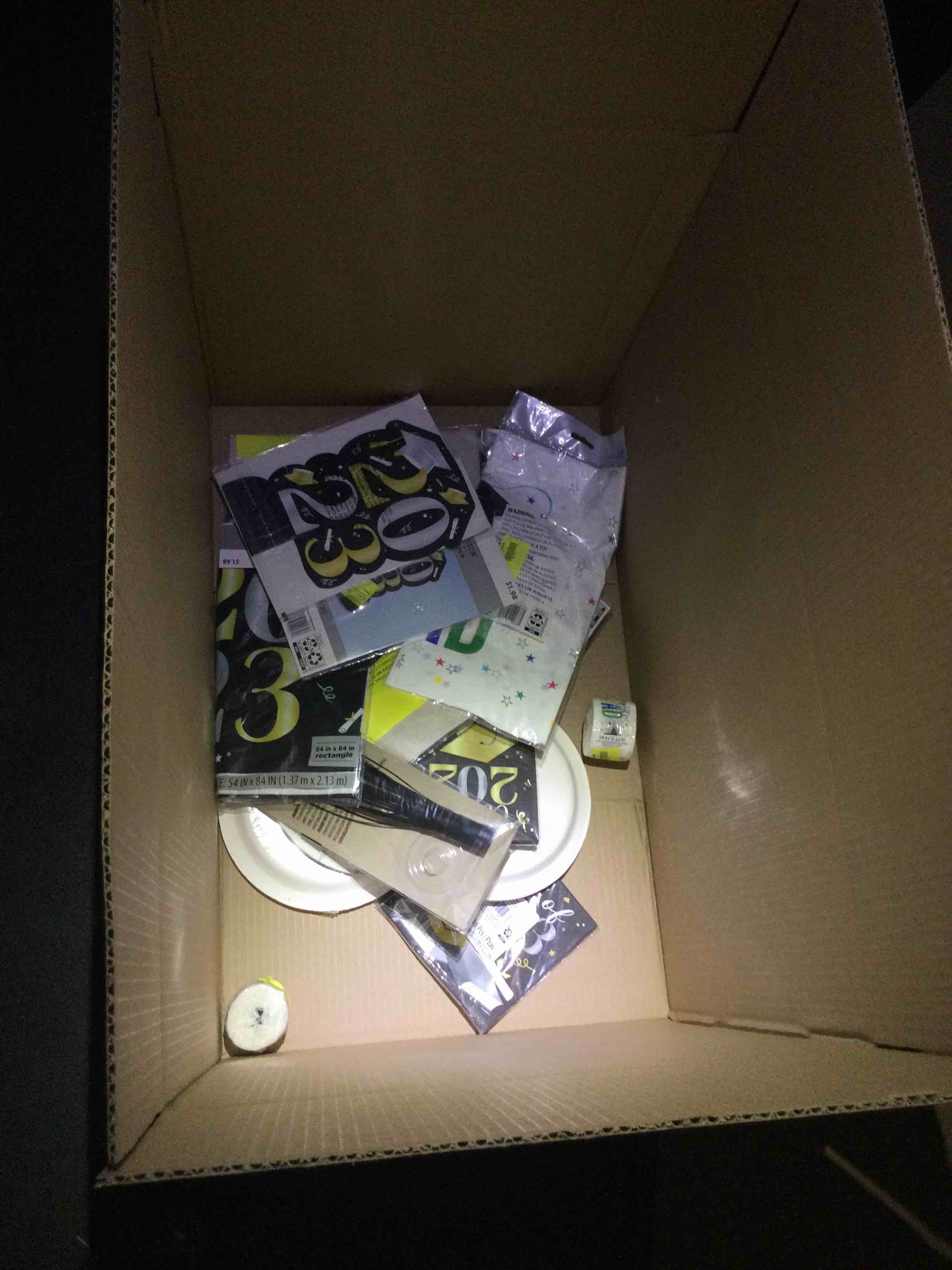 https://s3.amazonaws.com/lotting-images-prod/bidfta/GRN3672341_1690484549549.jpeg
