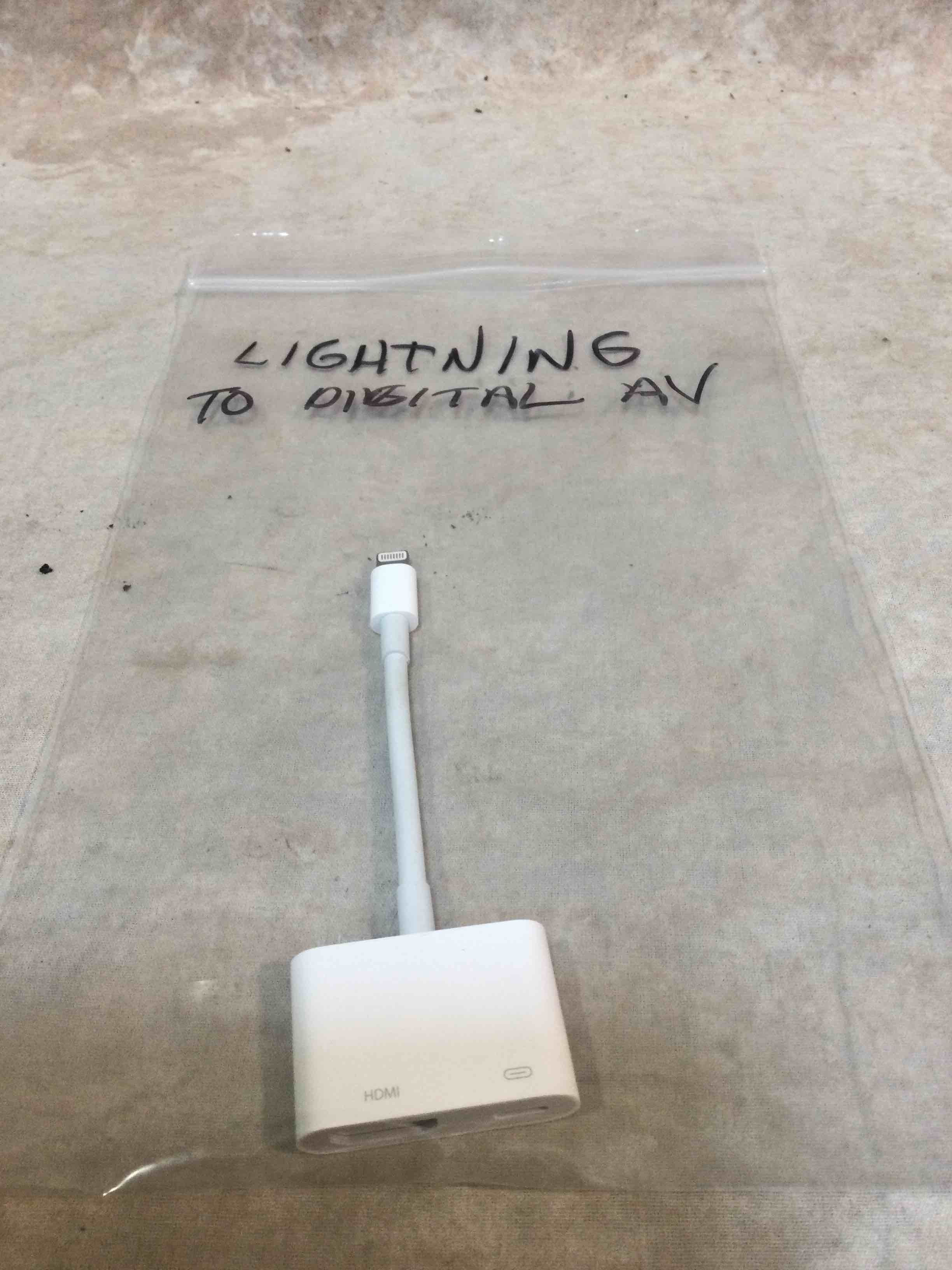 Lightning To Digital Digital AV Adapter