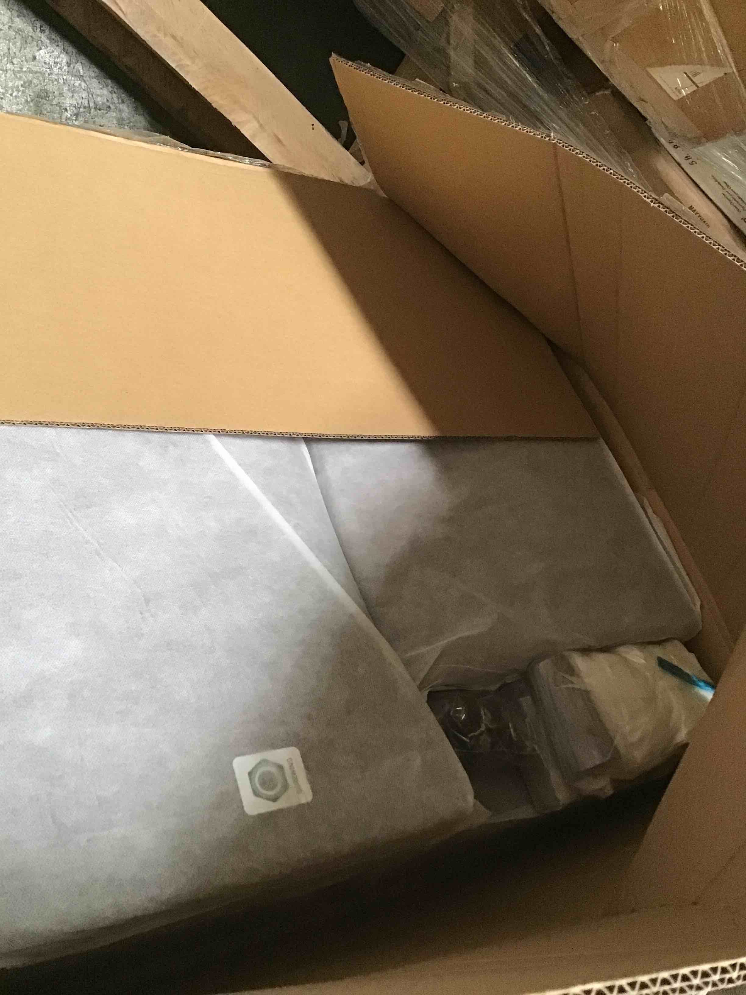 https://s3.amazonaws.com/lotting-images-prod/bidfta/GRN3789751_1688582992886.jpeg