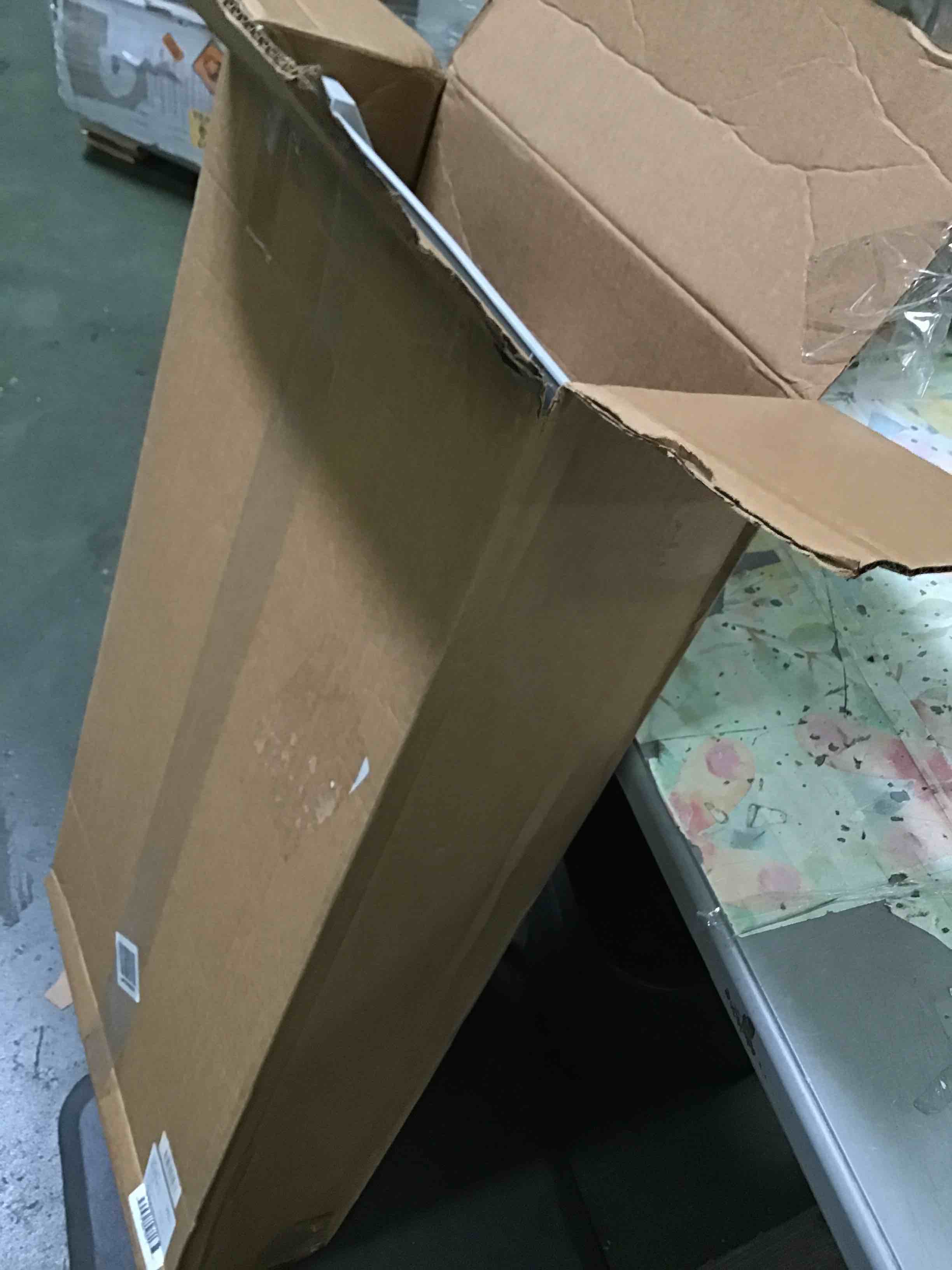 https://s3.amazonaws.com/lotting-images-prod/bidfta/GRN3790198_1689002011301.jpeg