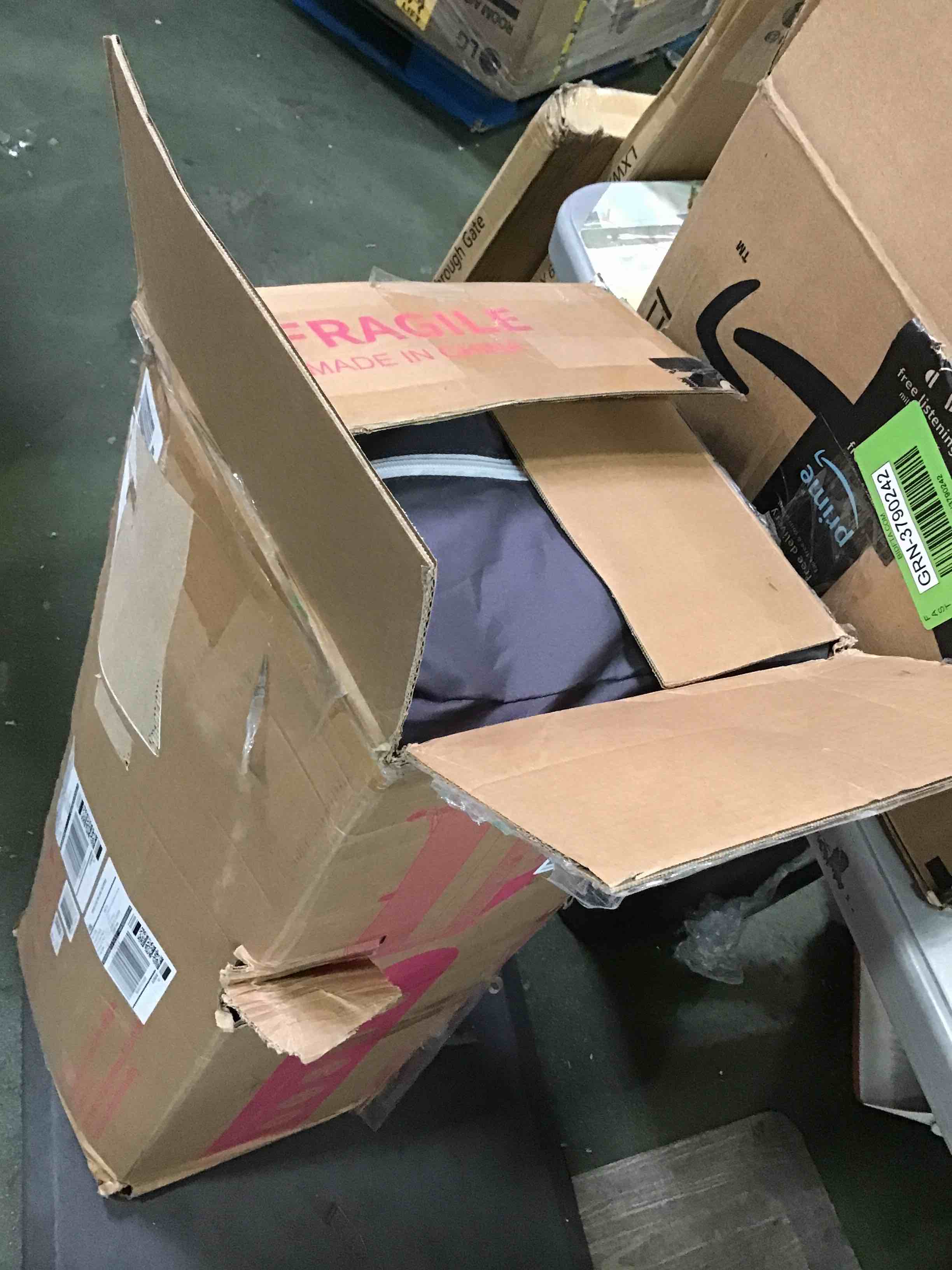 https://s3.amazonaws.com/lotting-images-prod/bidfta/GRN3790241_1688991801421.jpeg