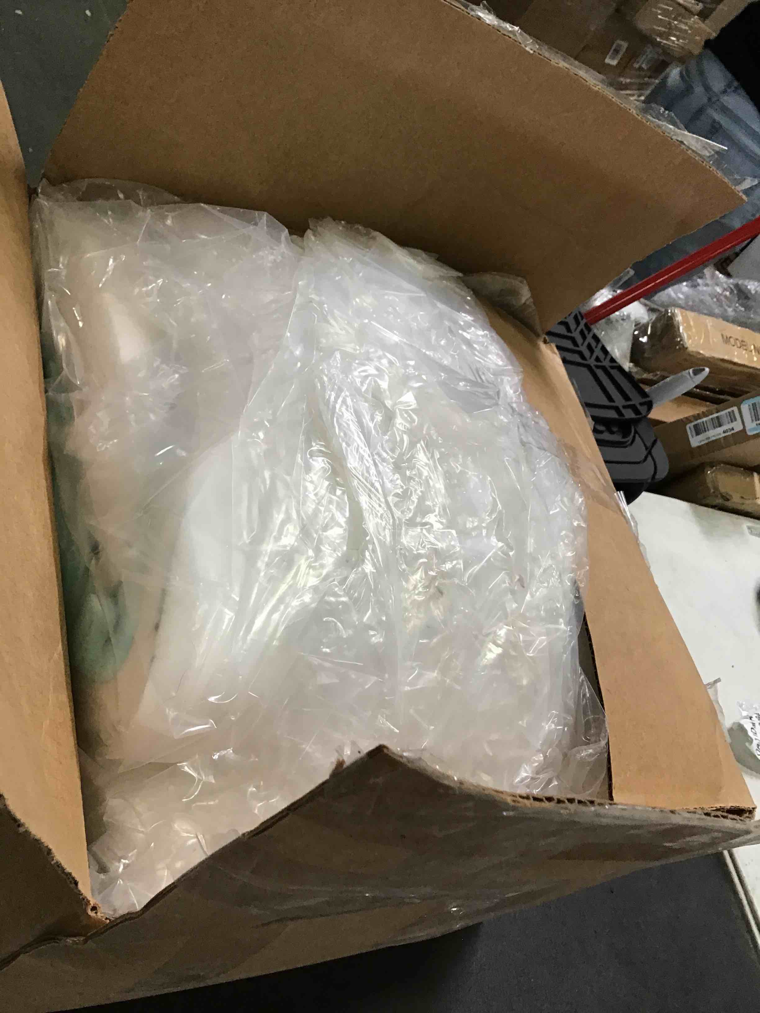 https://s3.amazonaws.com/lotting-images-prod/bidfta/GRN3790710_1689178629023.jpeg
