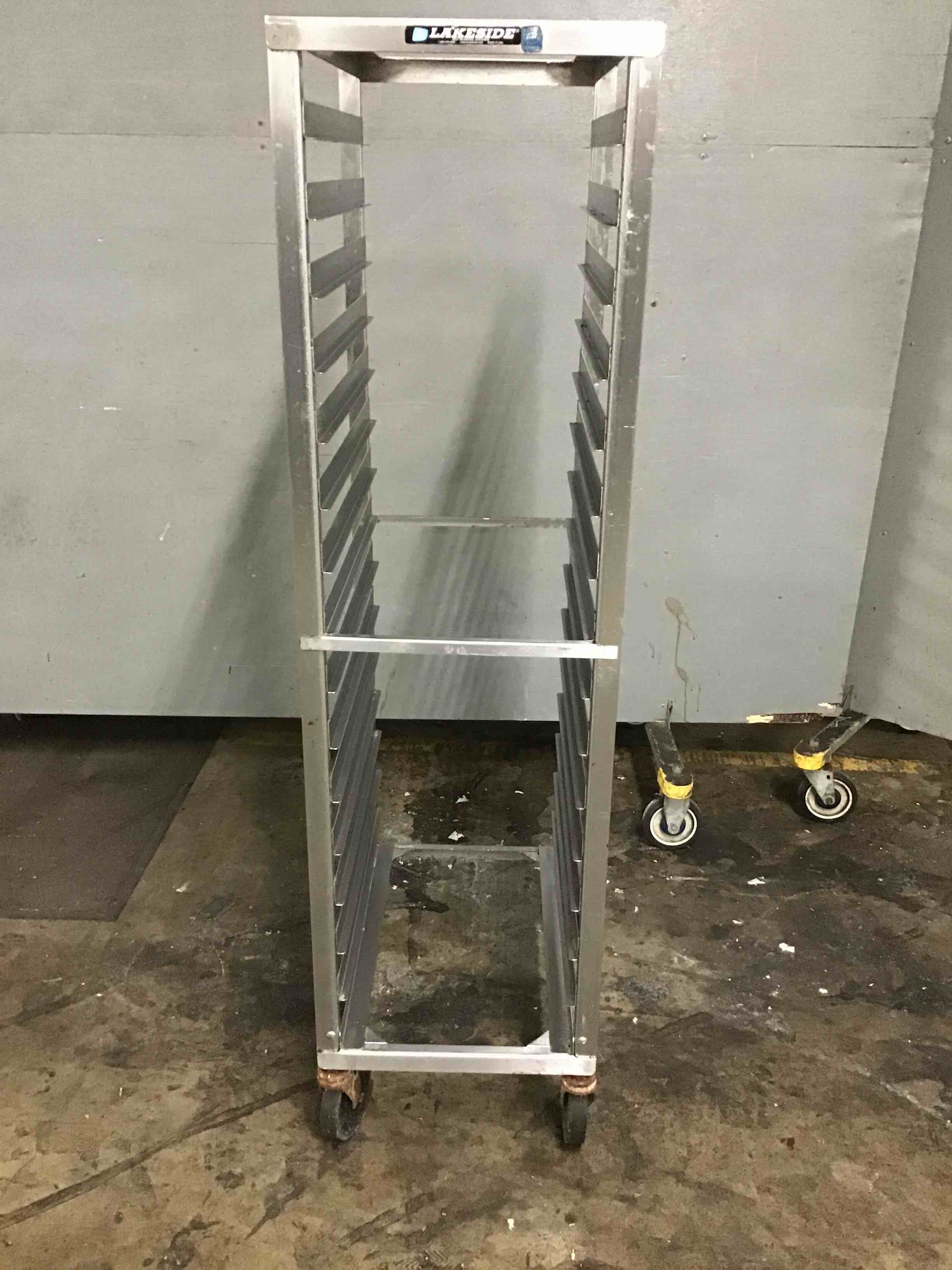 Lakeside Half Size Aluminum Sheet Pan Rack On Casters 