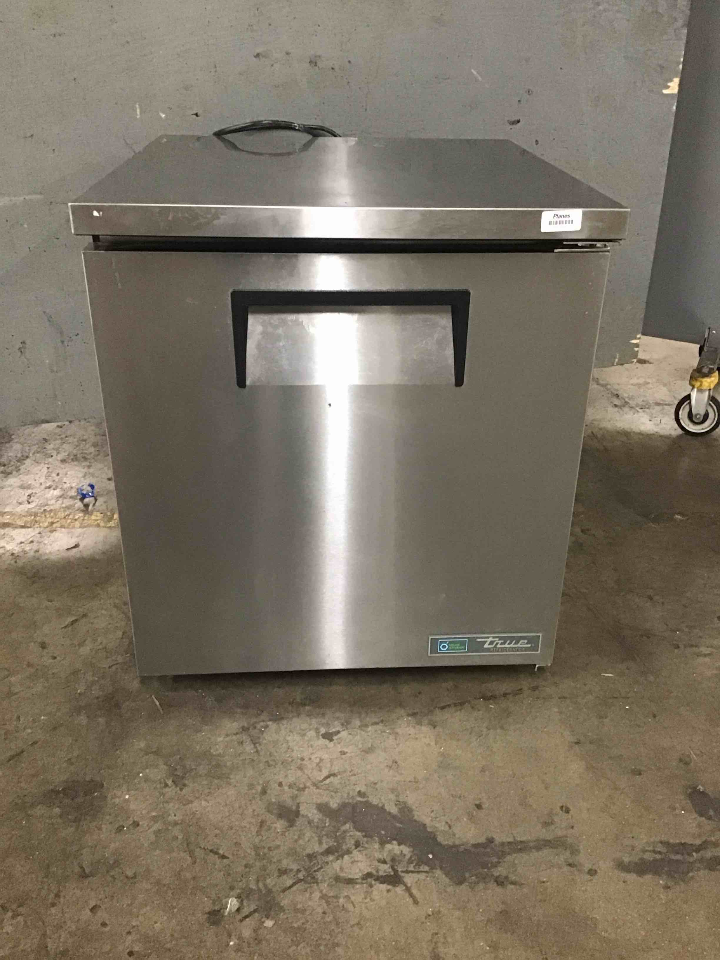 2019 True 27 Inch Single Door Under Counter Refrigerator On Casters 