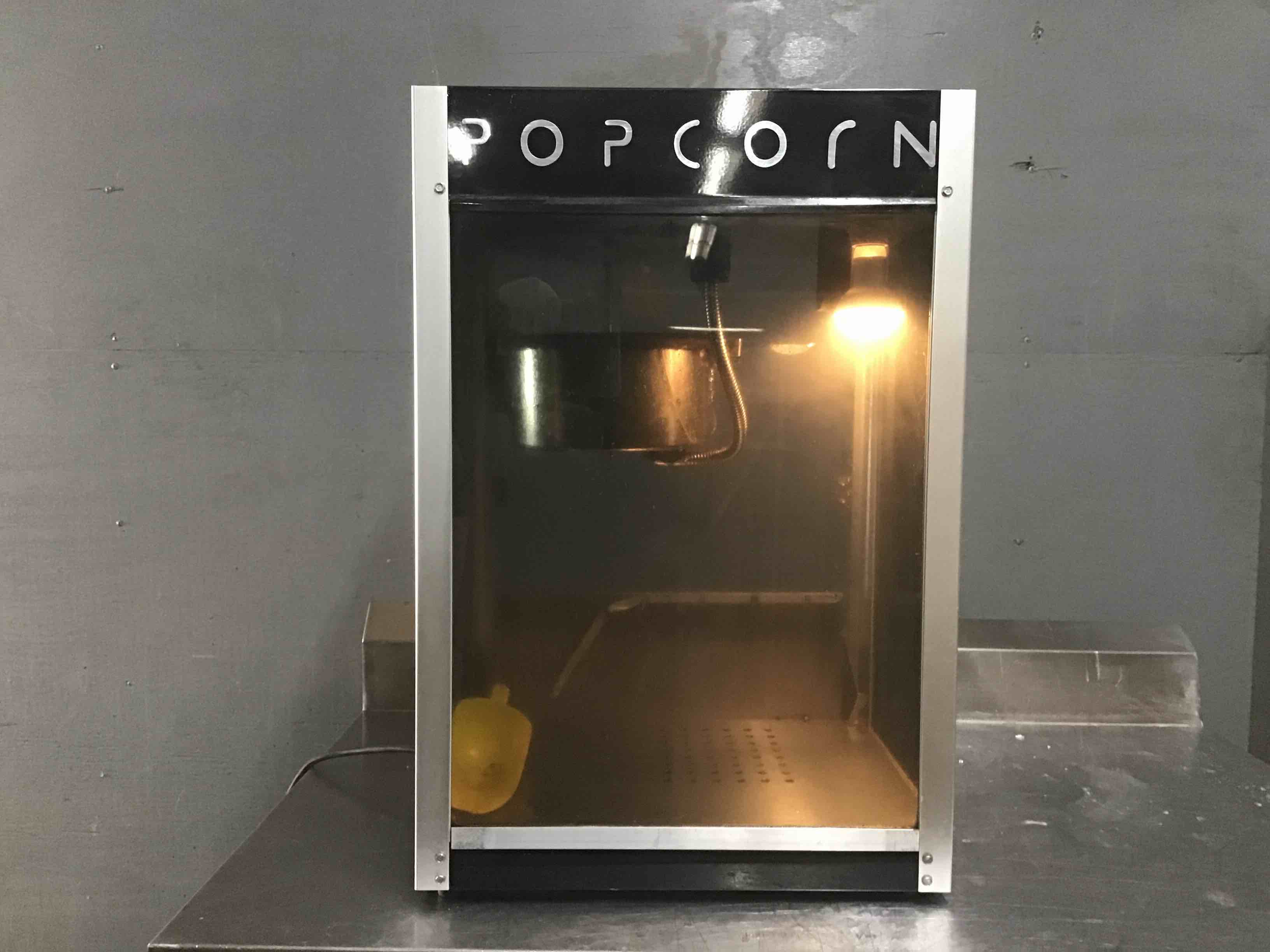 Paragon Countertop 8 Oz. Popcorn Machine